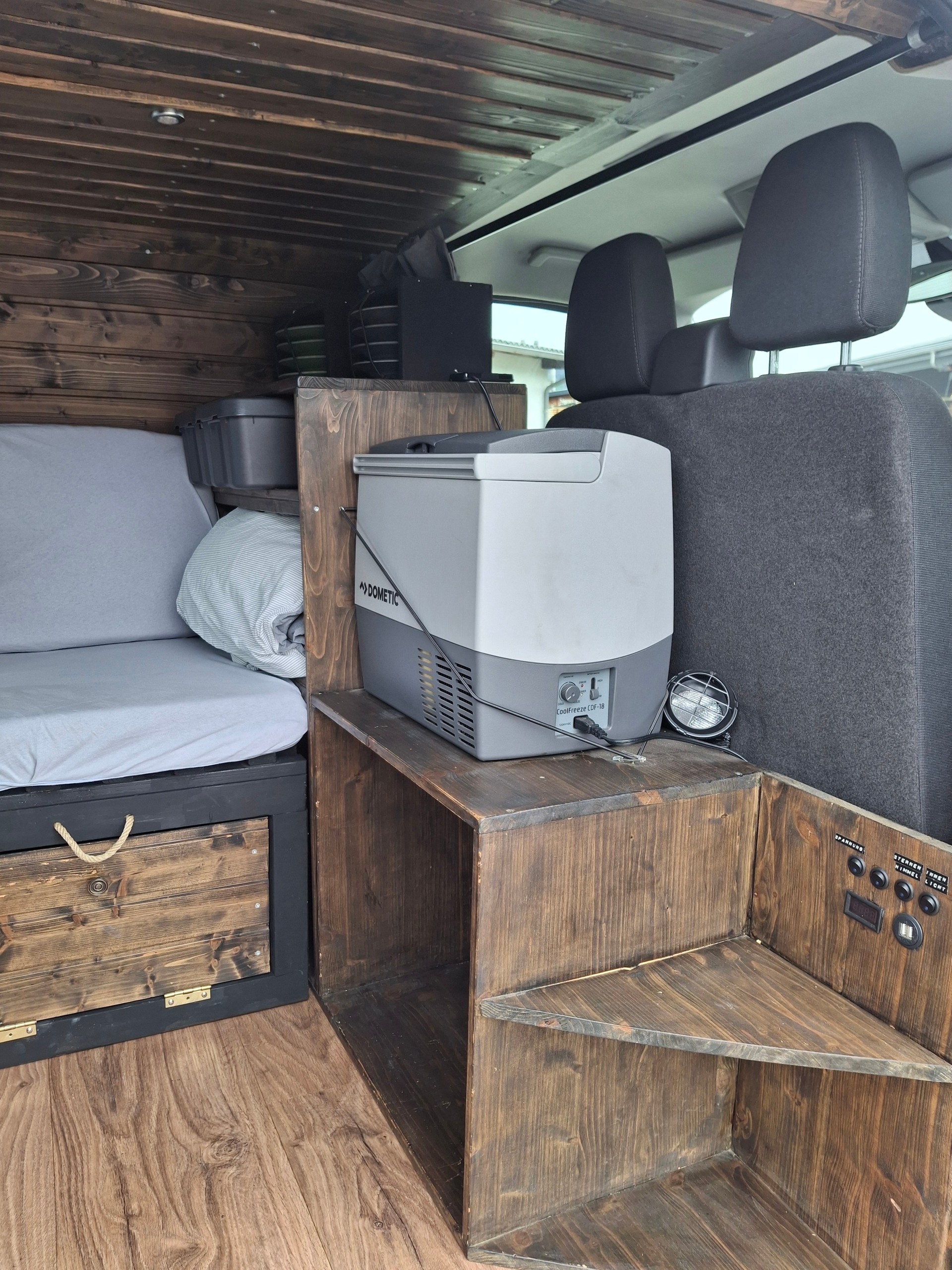 FORD Camper-image-16
