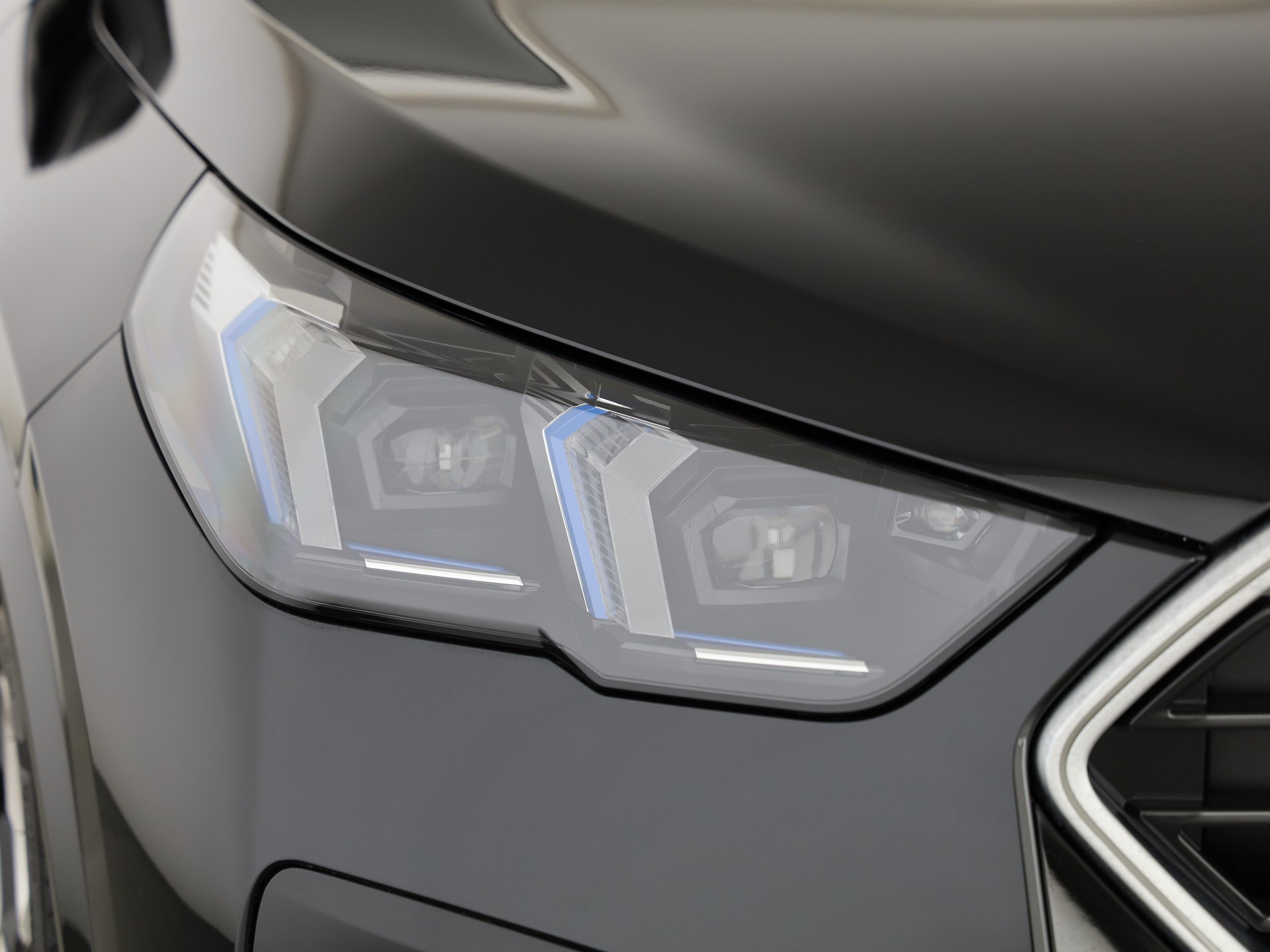 BMW X2 M35i-image-5