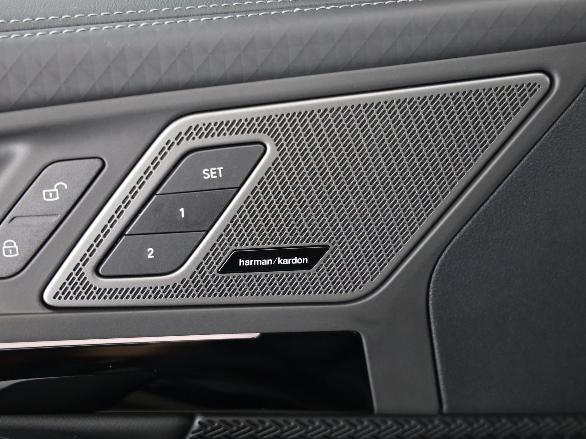 BMW X2 M35i-image-12