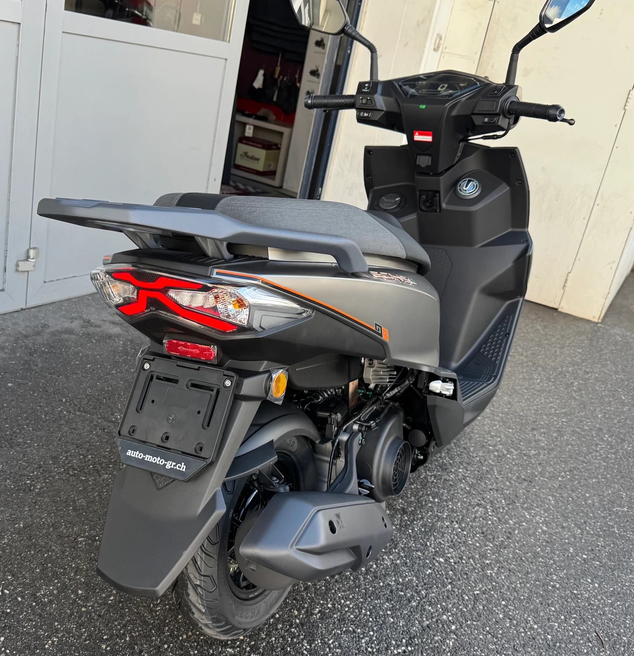 SYM ECHS 125-showroom-element-3