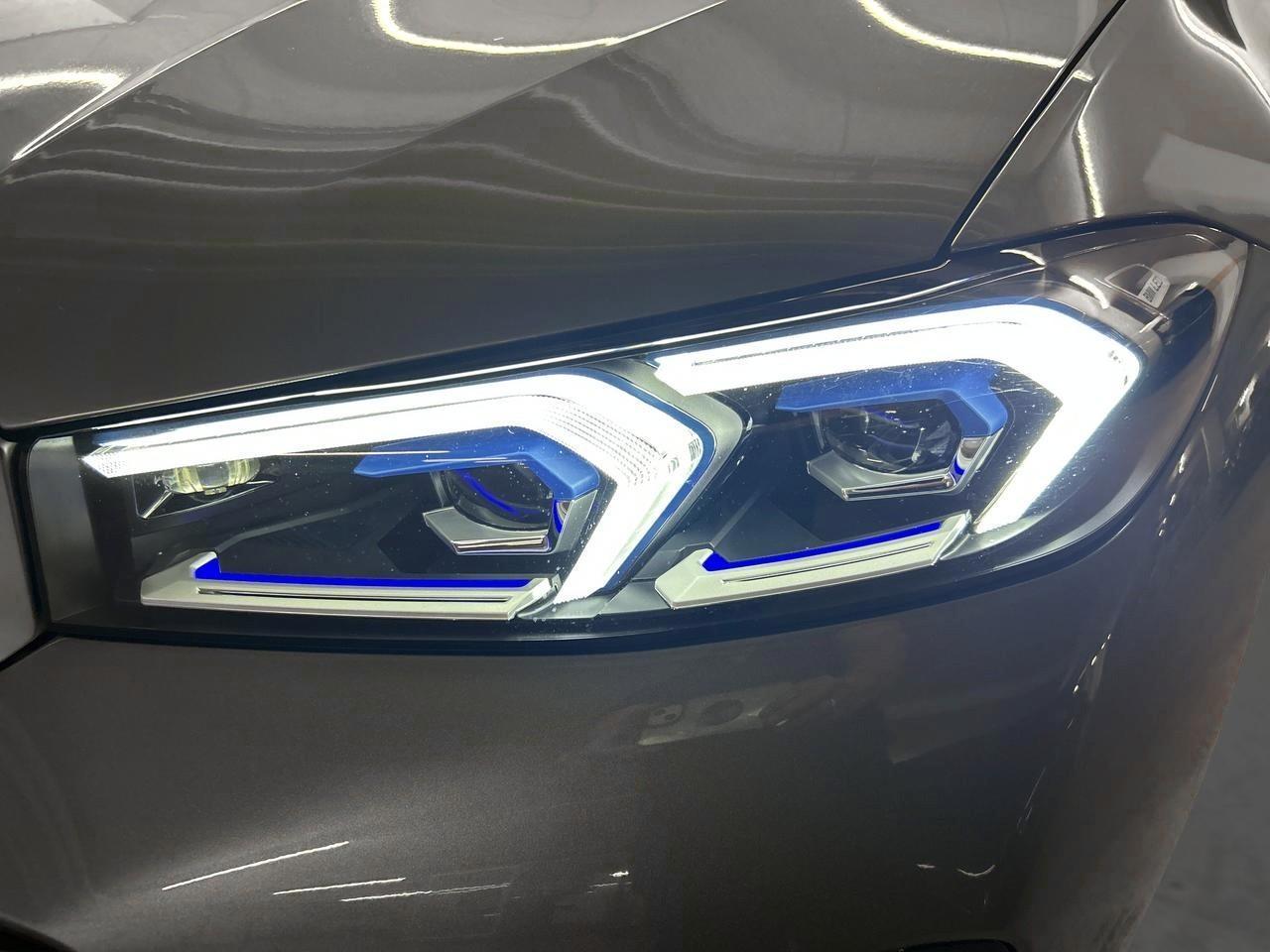 BMW 320d xDrive Touring M Sport-image-6