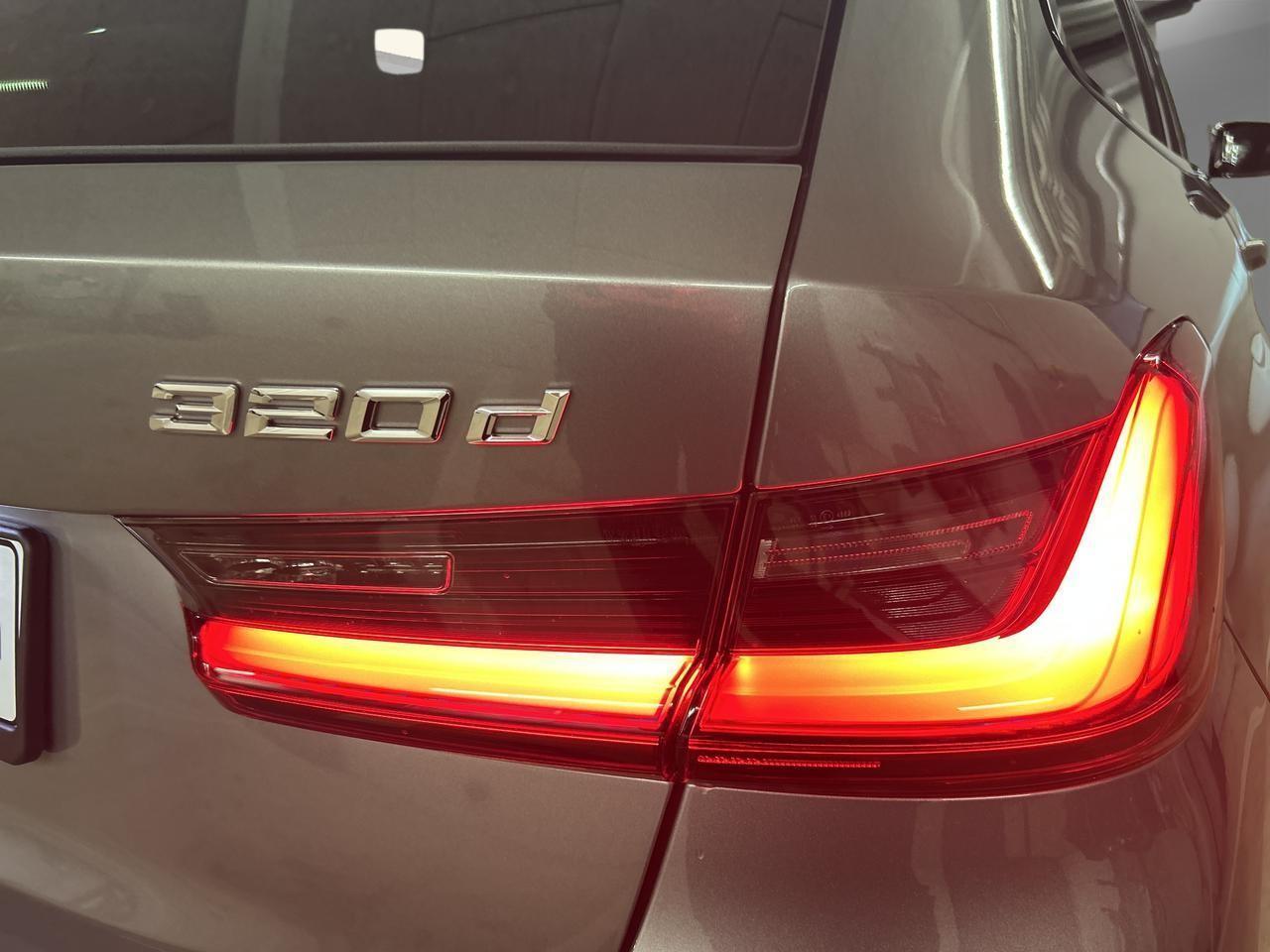 BMW 320d xDrive Touring M Sport-image-8