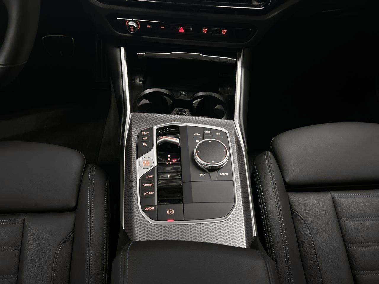 BMW 320d xDrive Touring M Sport-image-20