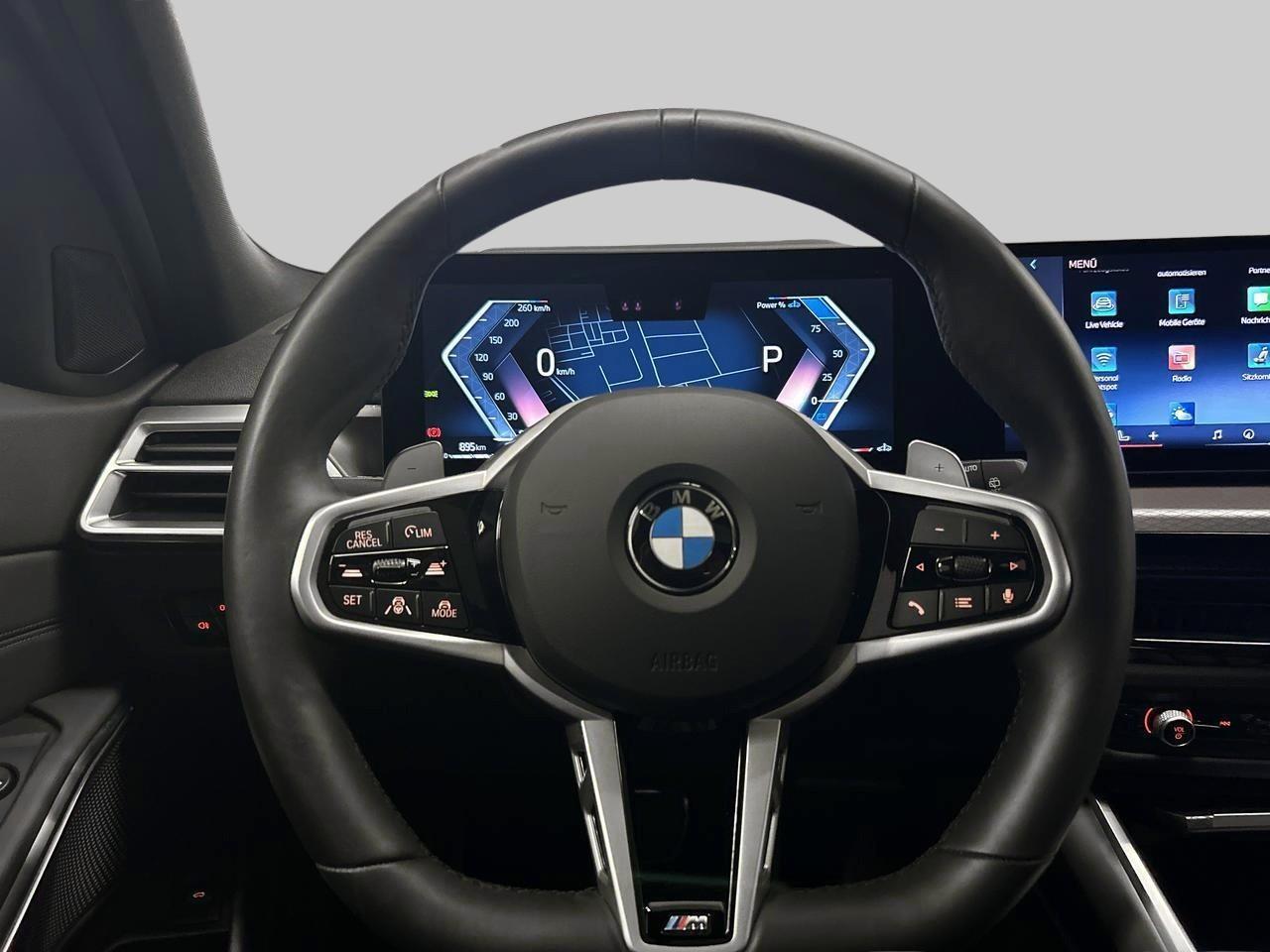 BMW 320d xDrive Touring M Sport-image-17