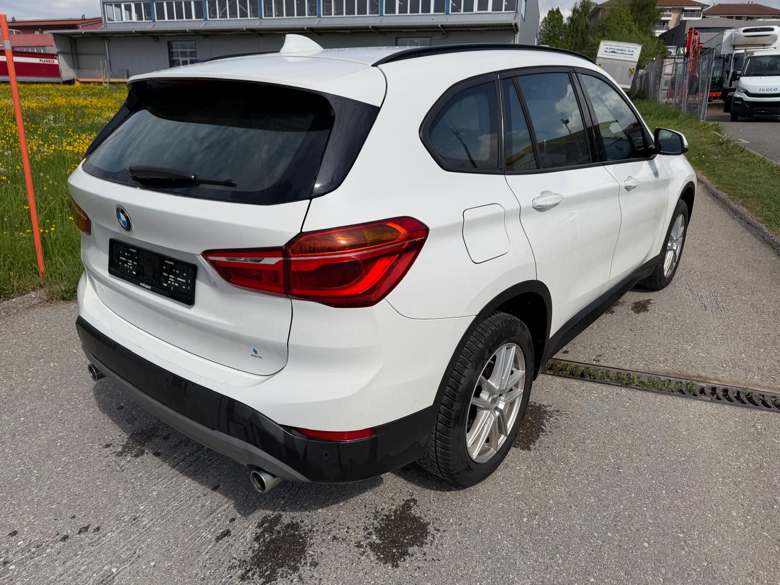 BMW X1 xDrive 18d Steptronic-image-4