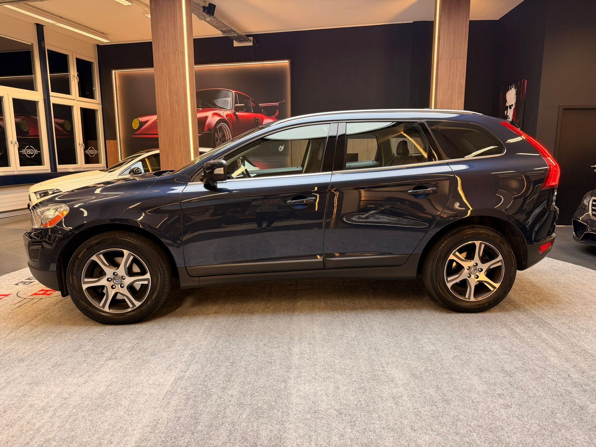 VOLVO XC60 2.4 D5 Summum AWD-image-4