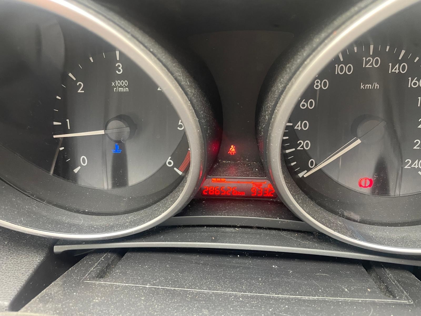 MAZDA 5 1.6 16V CD Exclusive-image-14