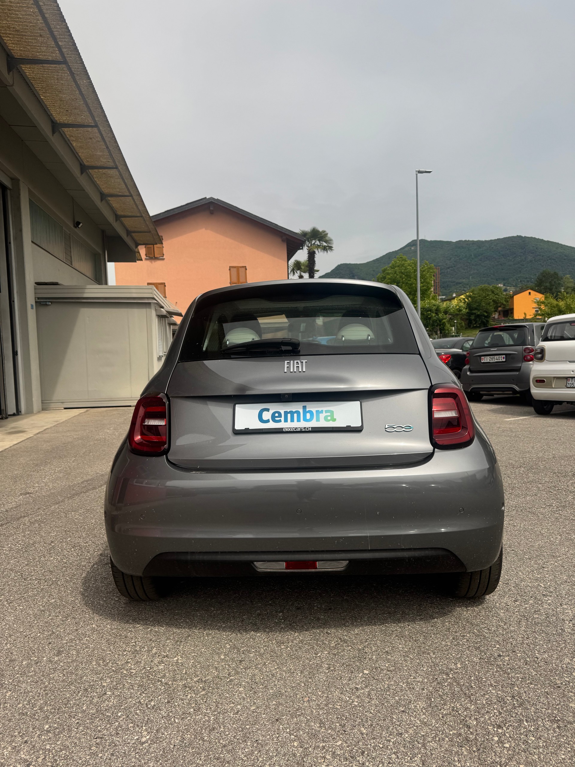 FIAT 500 e La Prima-image-2