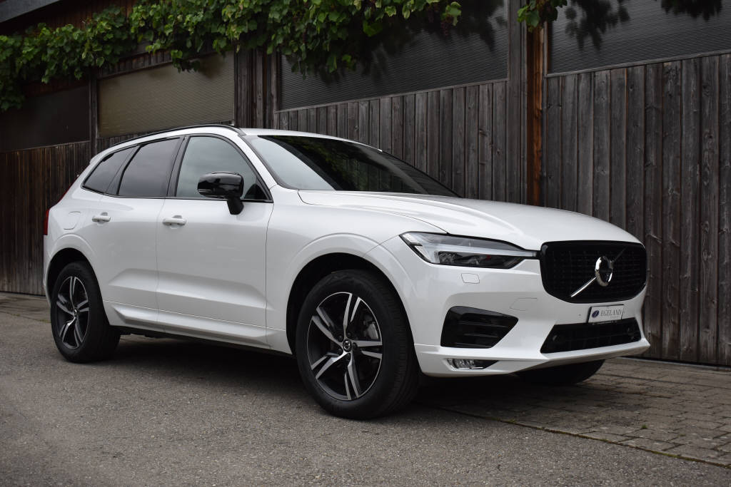 VOLVO XC60 2.0 B5 MH R-Design AWD-image-3