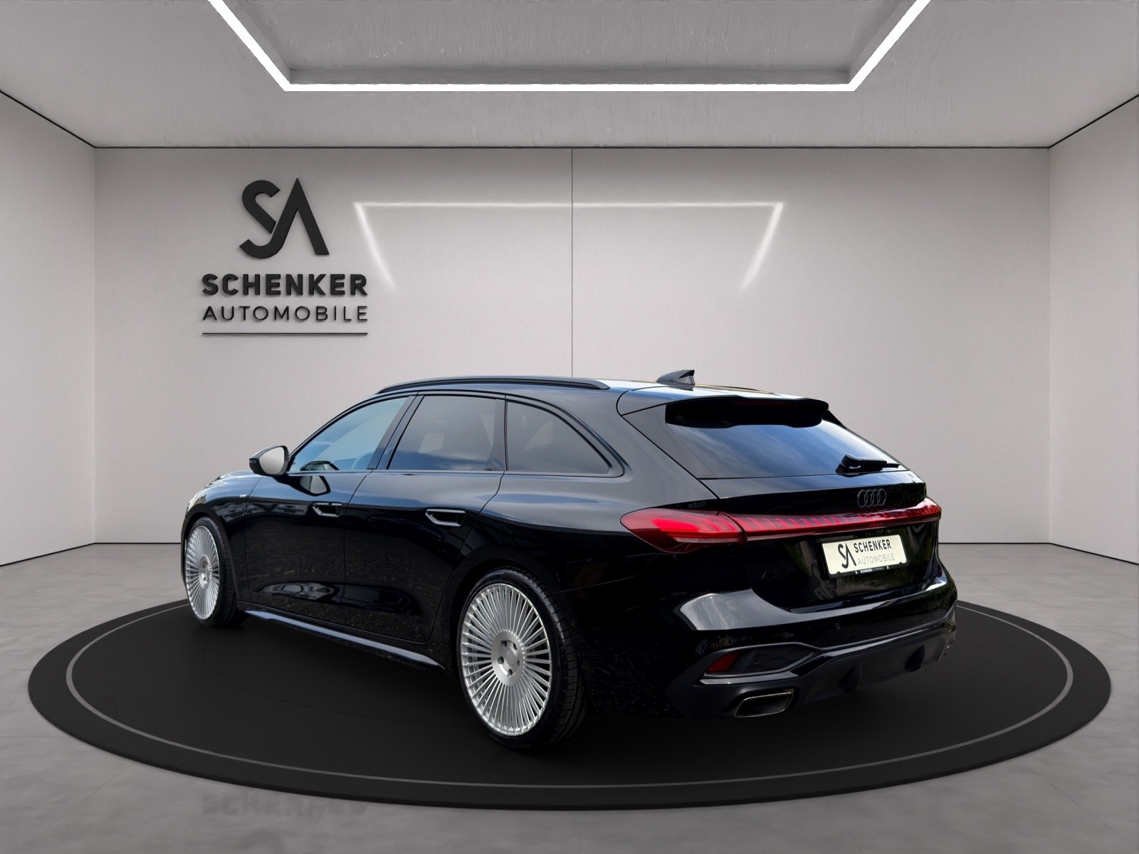 AUDI A5 Avant TFSI 150 kW S tronic S-Line Optikpaket Black-image-2