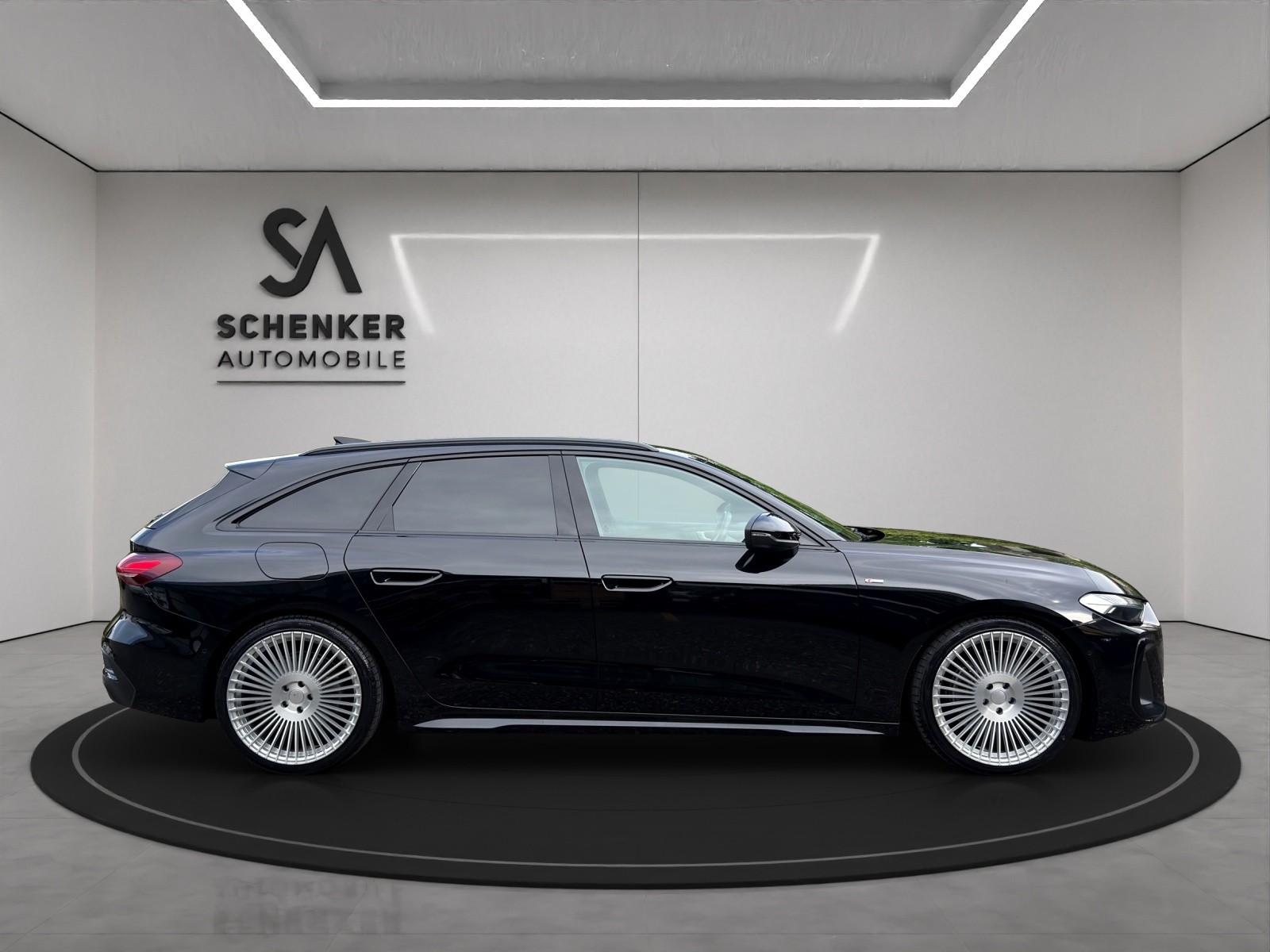 AUDI A5 Avant TFSI 150 kW S tronic S-Line Optikpaket Black-image-5