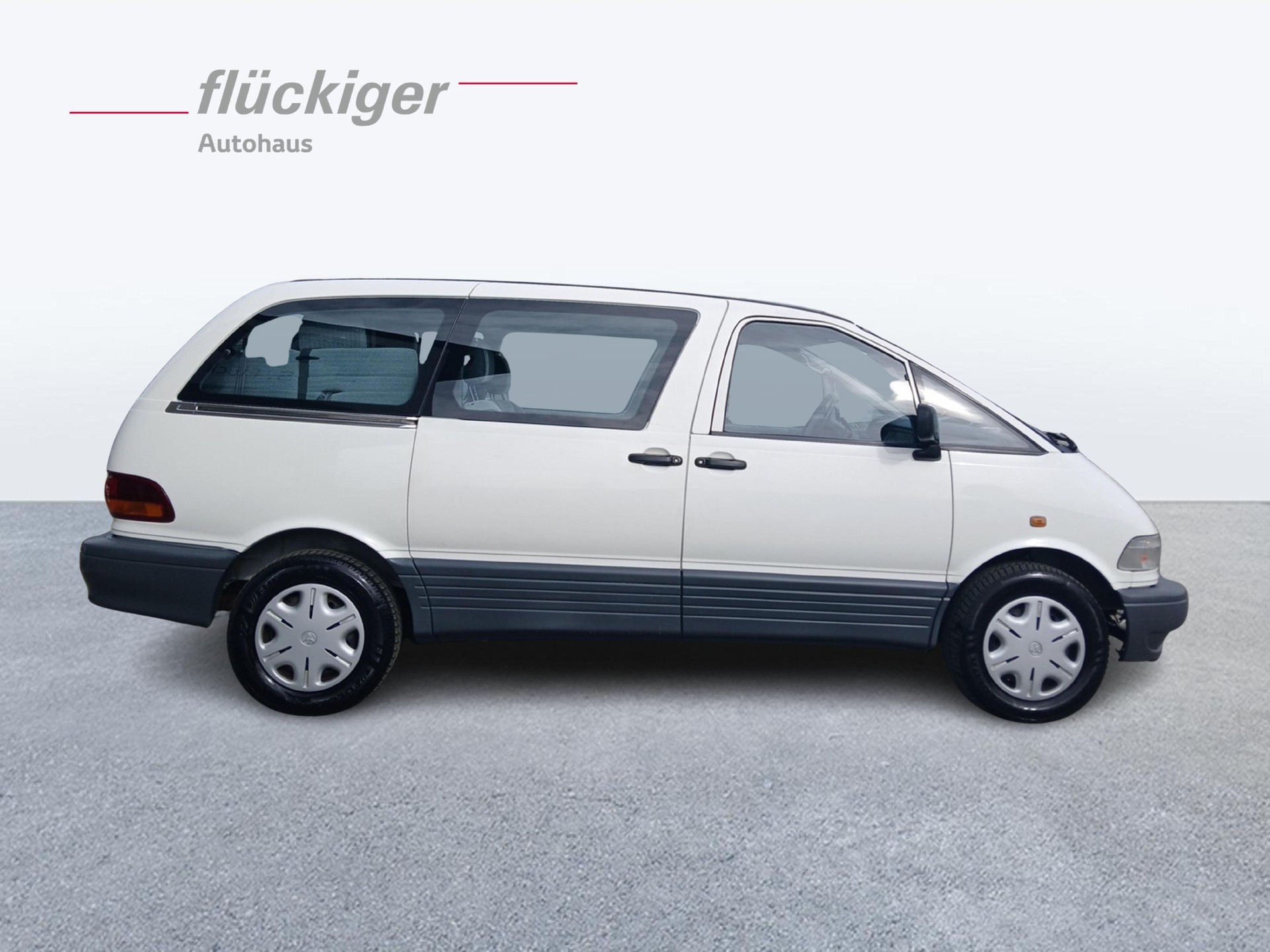 TOYOTA Previa 2.4 XE-image-5