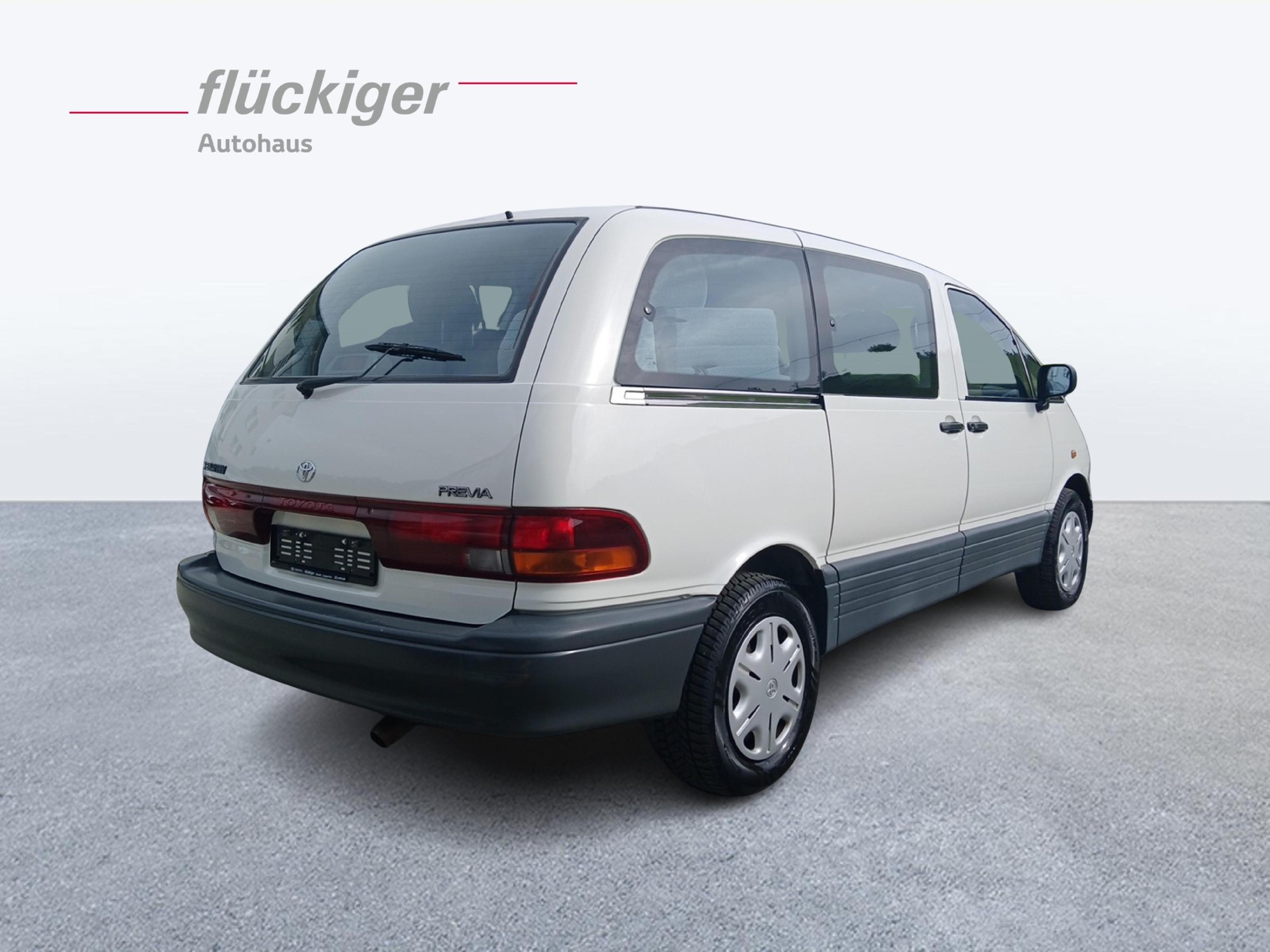 TOYOTA Previa 2.4 XE-image-4