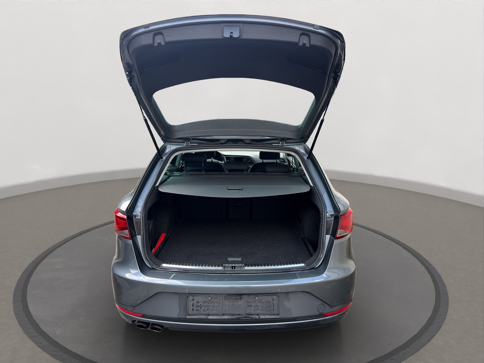 SEAT Leon ST 1.4 TSI FR Viva-image-15