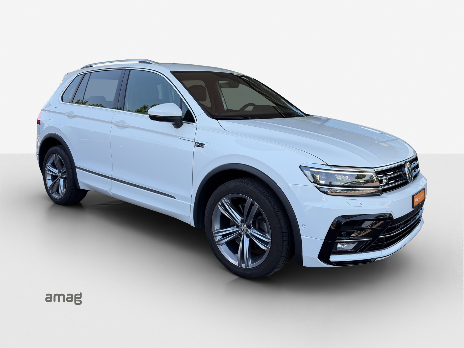 VW Tiguan 2.0TSI Highline 4Motion DSG-image-5