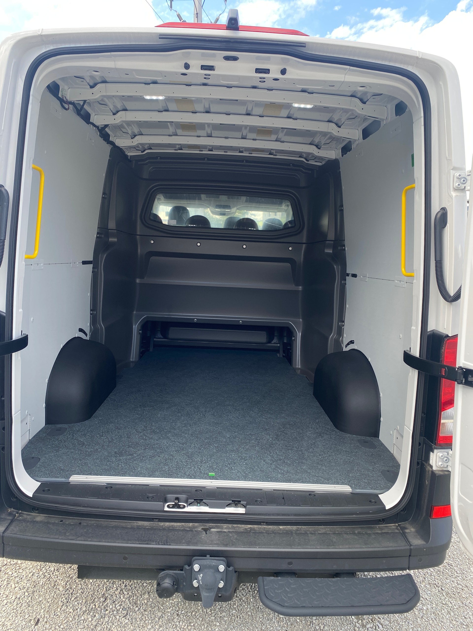 MAN TGE 3.180 4x4 L3 H2 7 places (Snoeks)-image-8
