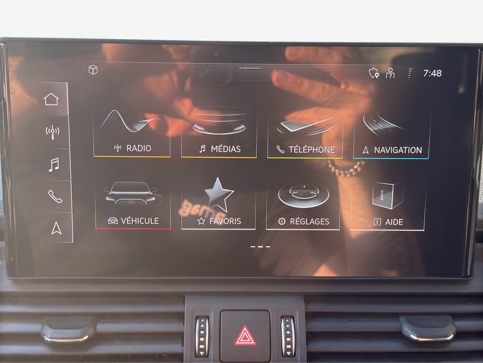 AUDI Q5 55 TFSI e PHEV S line quattro S-tronic-image-16