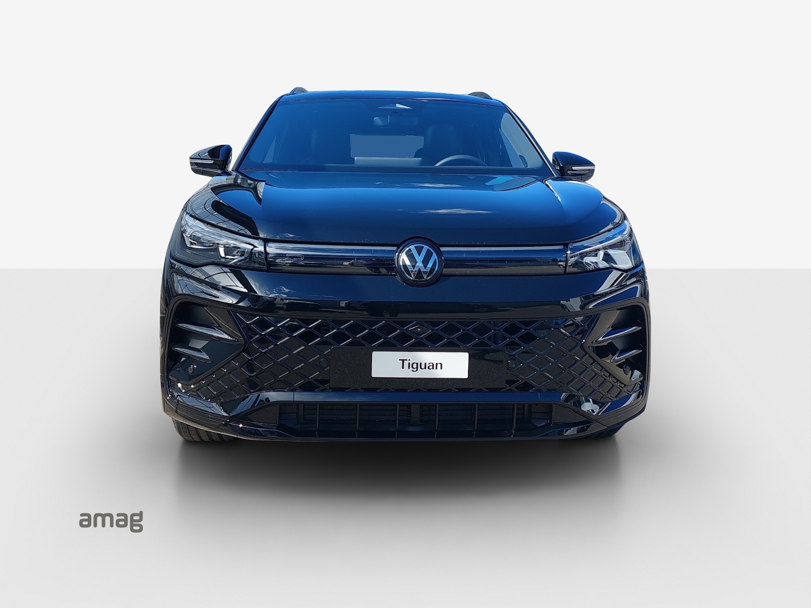 VW Tiguan 2.0 TSI DSG R-Line Plus 4Motion-image-6