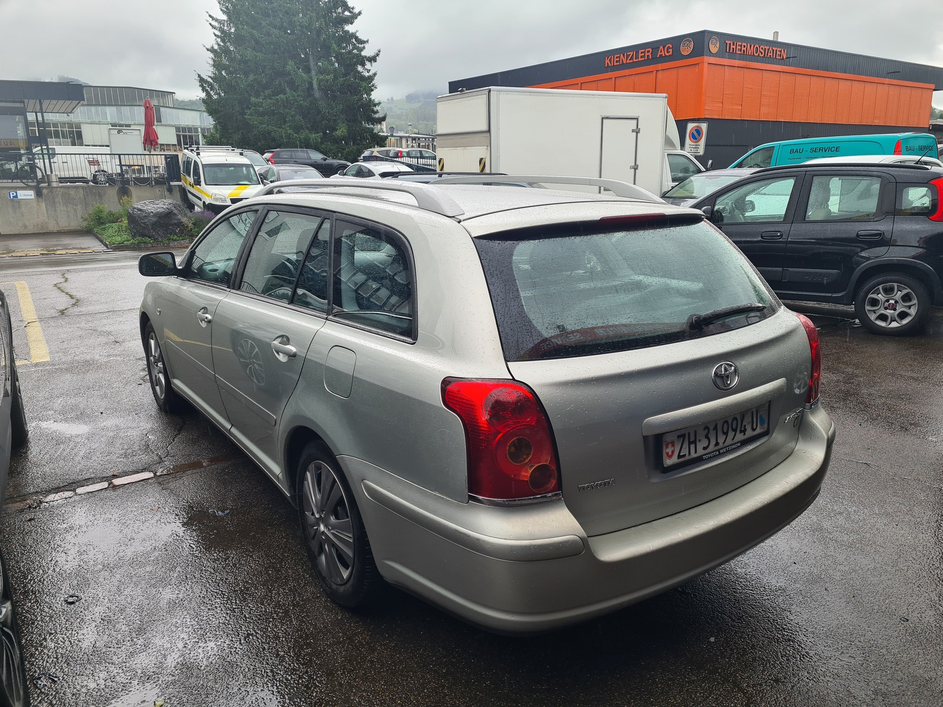 TOYOTA Avensis 2.4 D4 VVT-i Linea Sol Sportswagon T-Step5-showroom-element-2