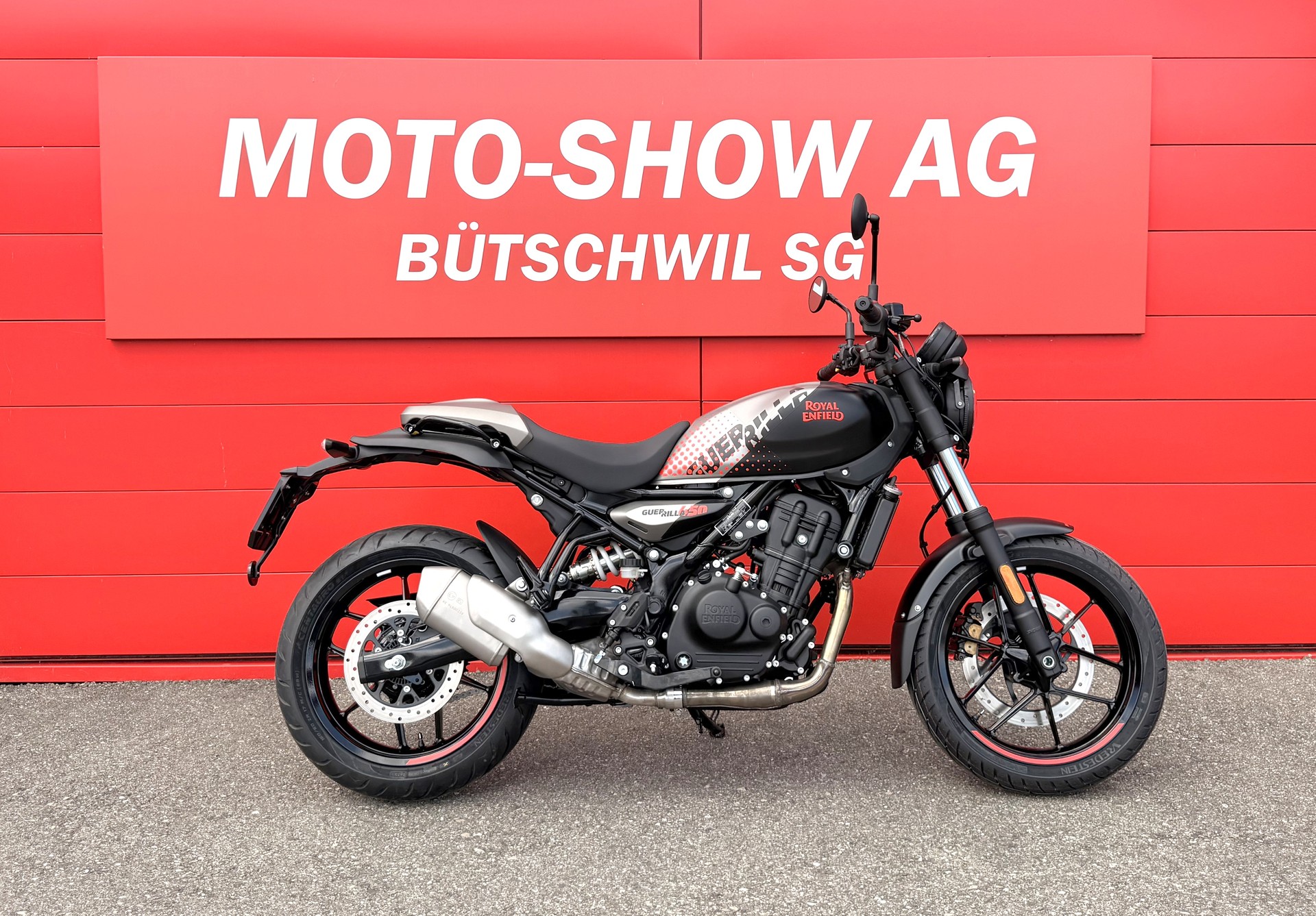 ROYAL ENFIELD Guerrilla 450 Mid
