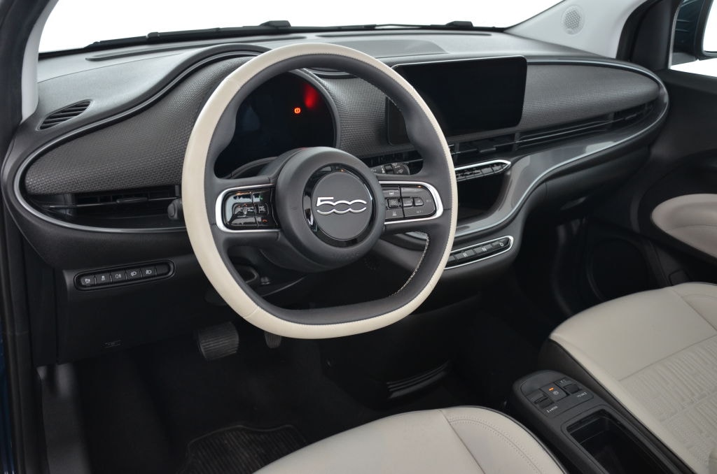 FIAT 500 C electric 87 kW La Prima By Bocelli-image-12