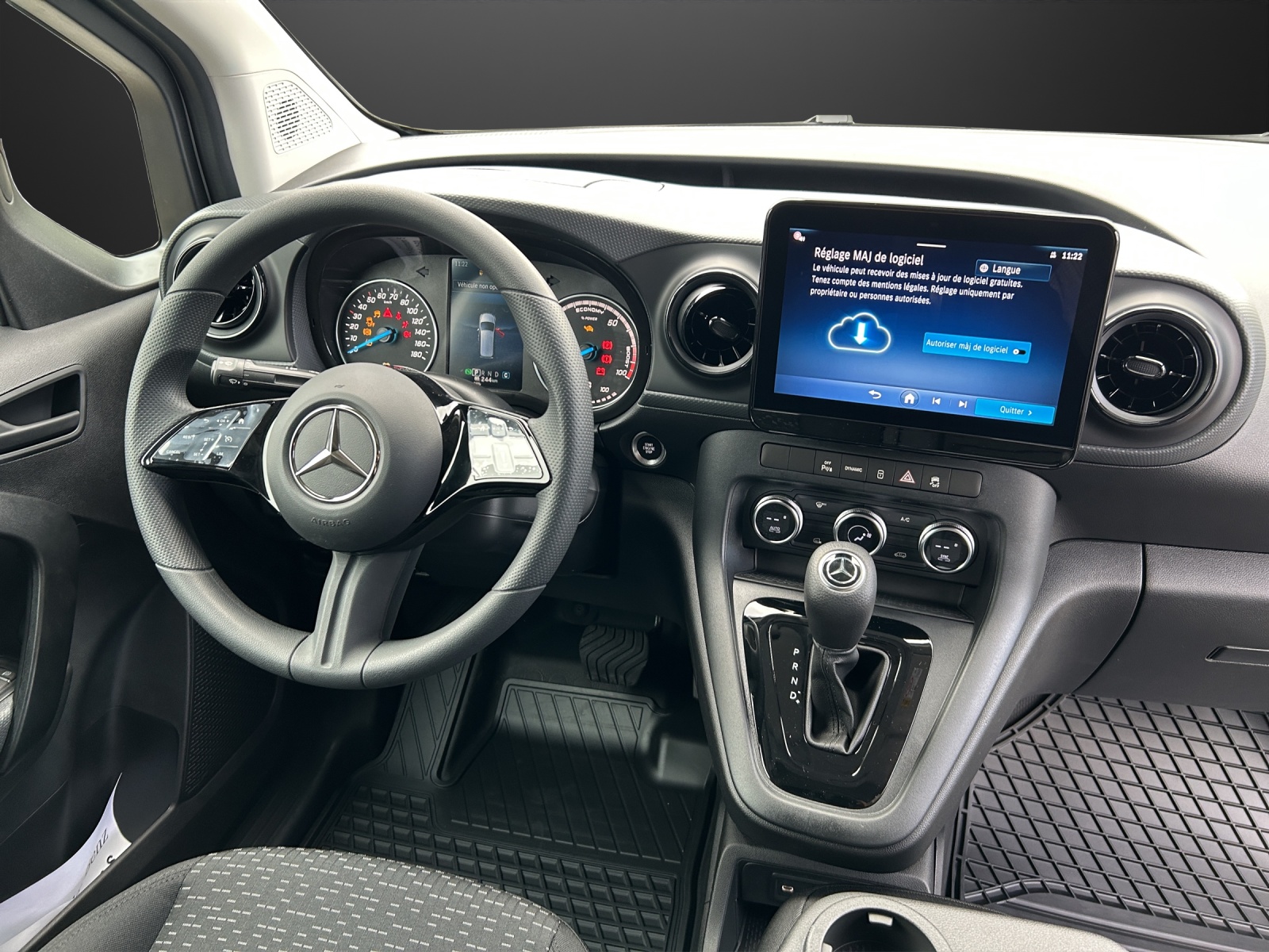 MERCEDES-BENZ eCitan 45kWh Pro-image-8