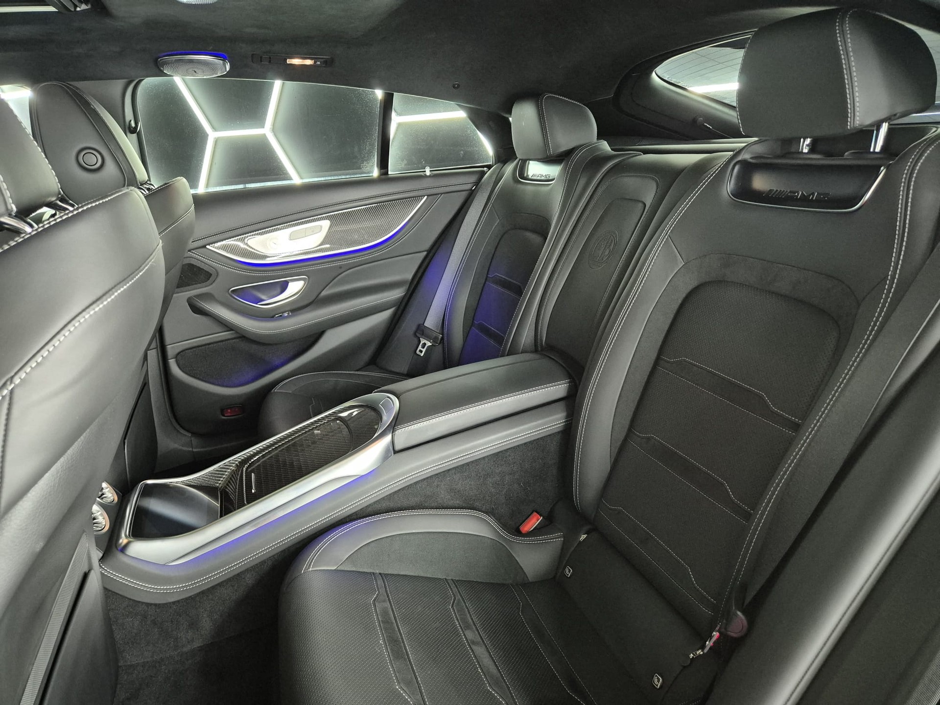 MERCEDES-BENZ AMG GT 4 63 S 4Matic+ Speedshift MCT-image-18