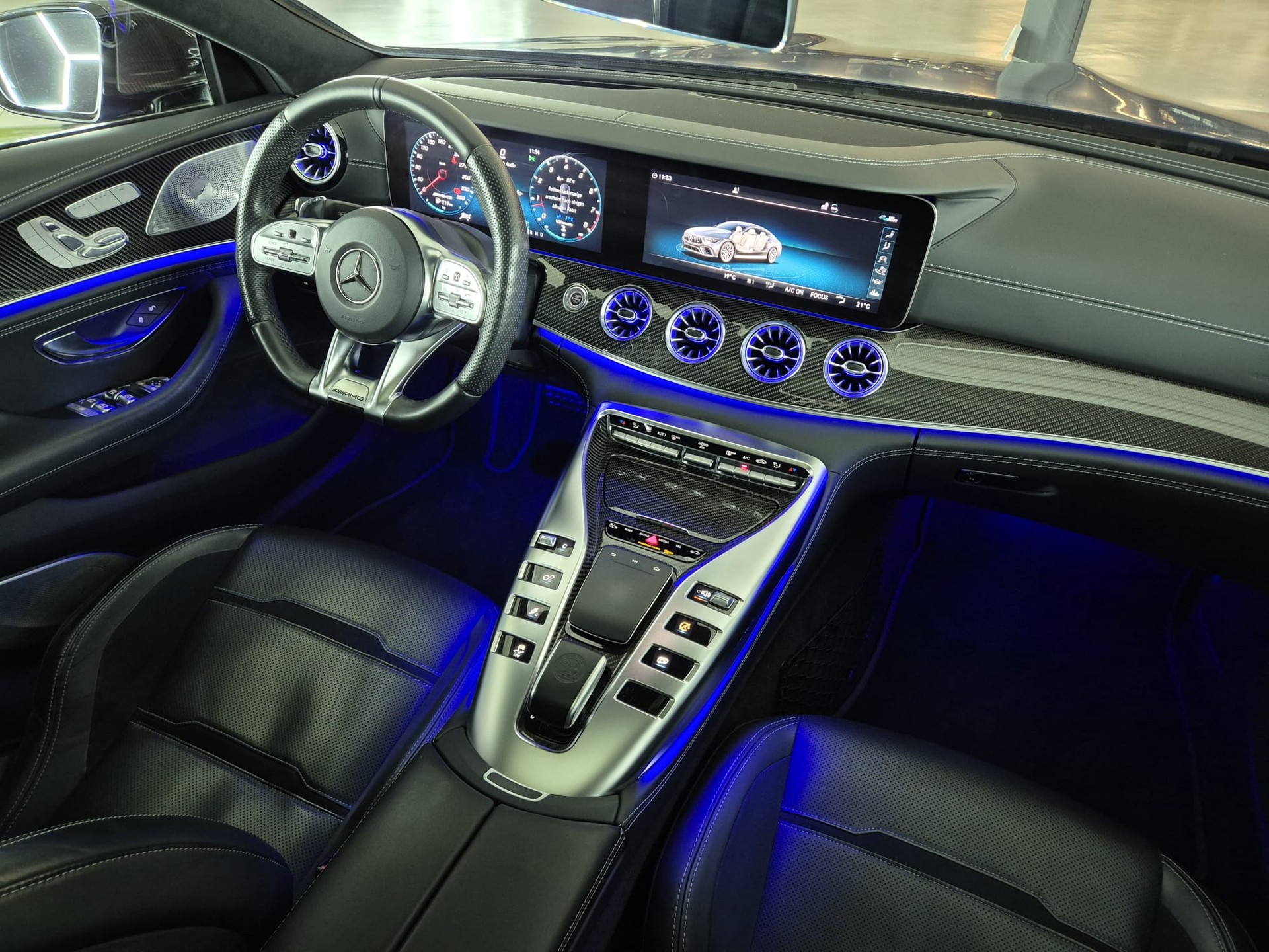 MERCEDES-BENZ AMG GT 4 63 S 4Matic+ Speedshift MCT-image-25