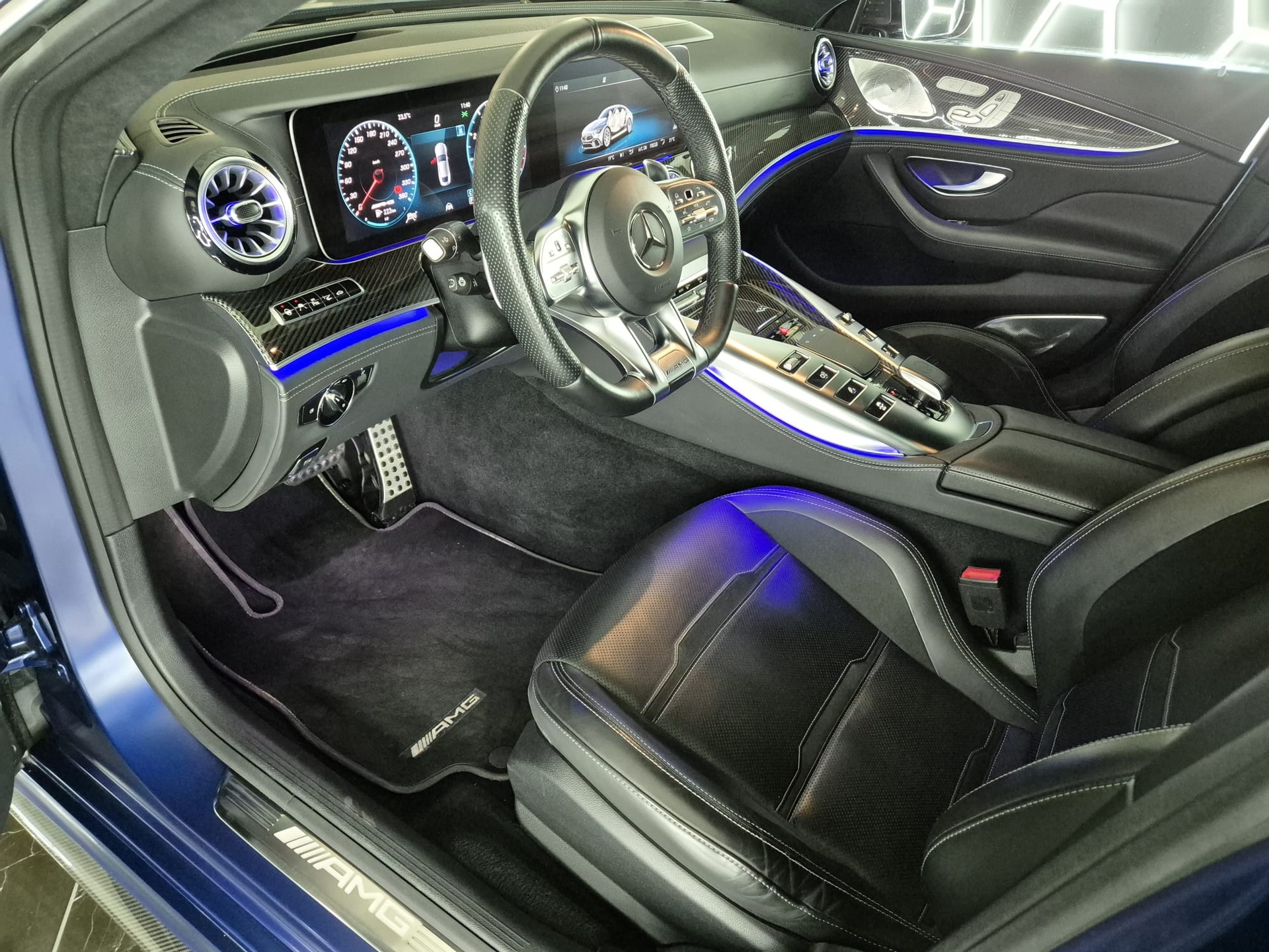 MERCEDES-BENZ AMG GT 4 63 S 4Matic+ Speedshift MCT-image-15