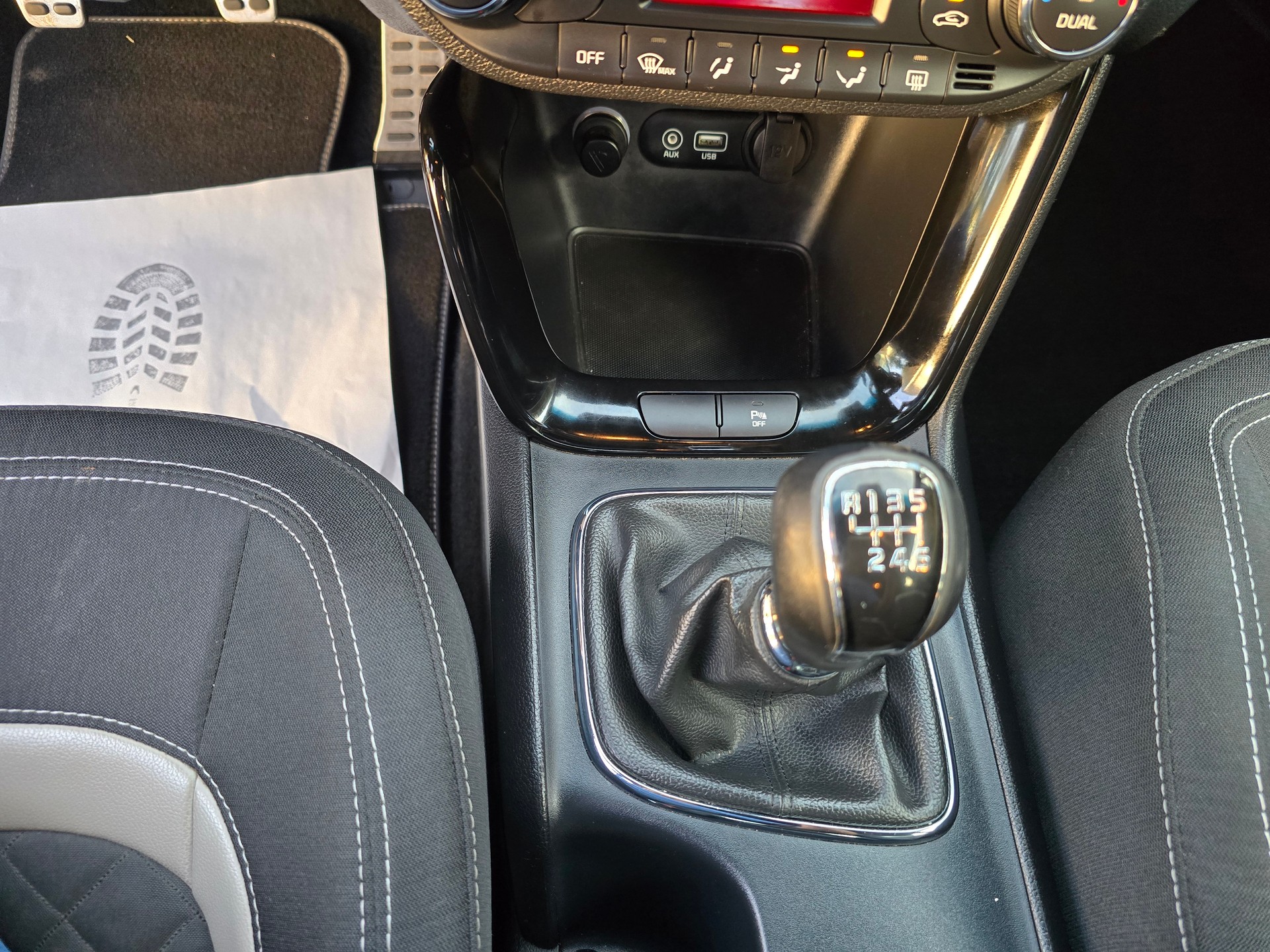 KIA Cee'd 1.0 T-GDi GT Line-image-20