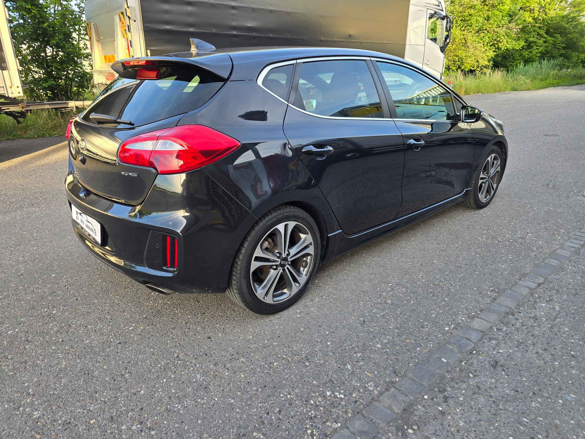KIA Cee'd 1.0 T-GDi GT Line-image-5