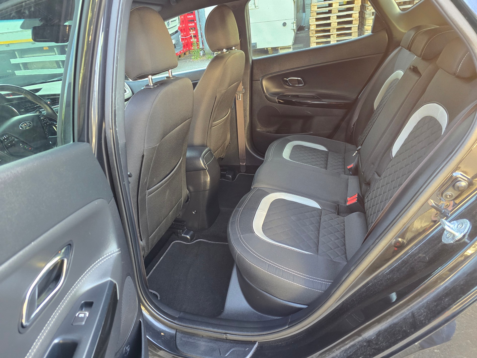 KIA Cee'd 1.0 T-GDi GT Line-image-14