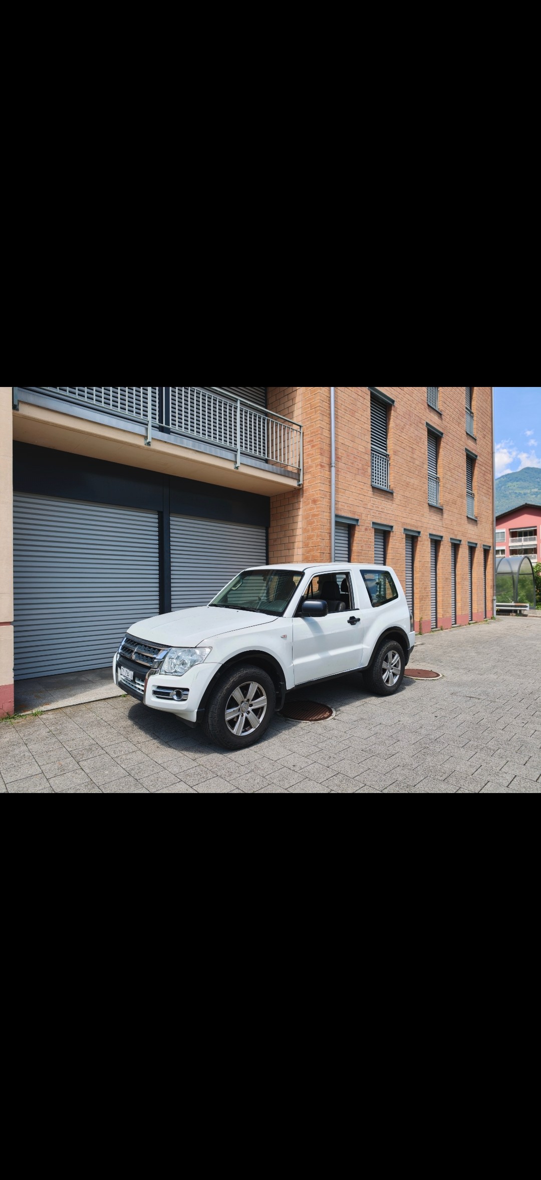 MITSUBISHI Pajero 3.2 DI-D Profi-image-0