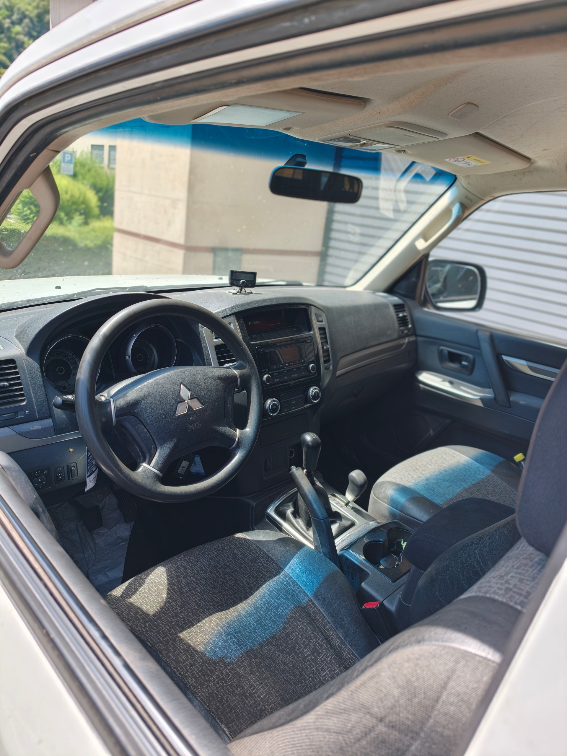 MITSUBISHI Pajero 3.2 DI-D Profi-image-5