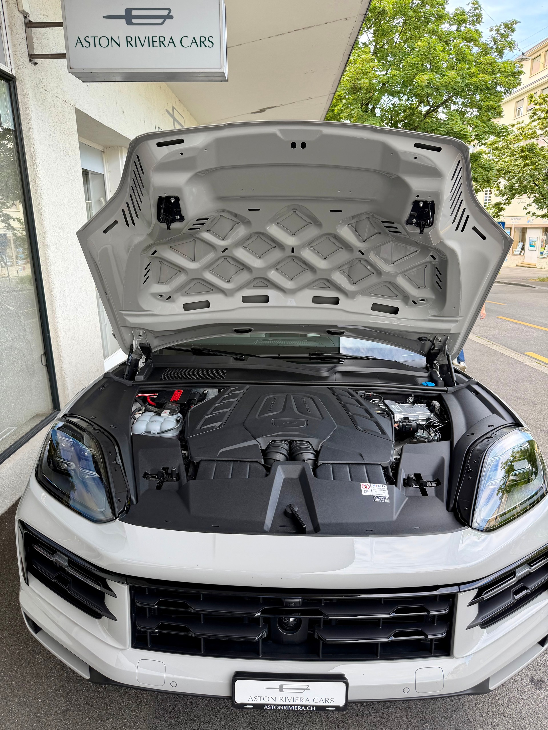 PORSCHE Cayenne Coupé S Tiptronic-image-10