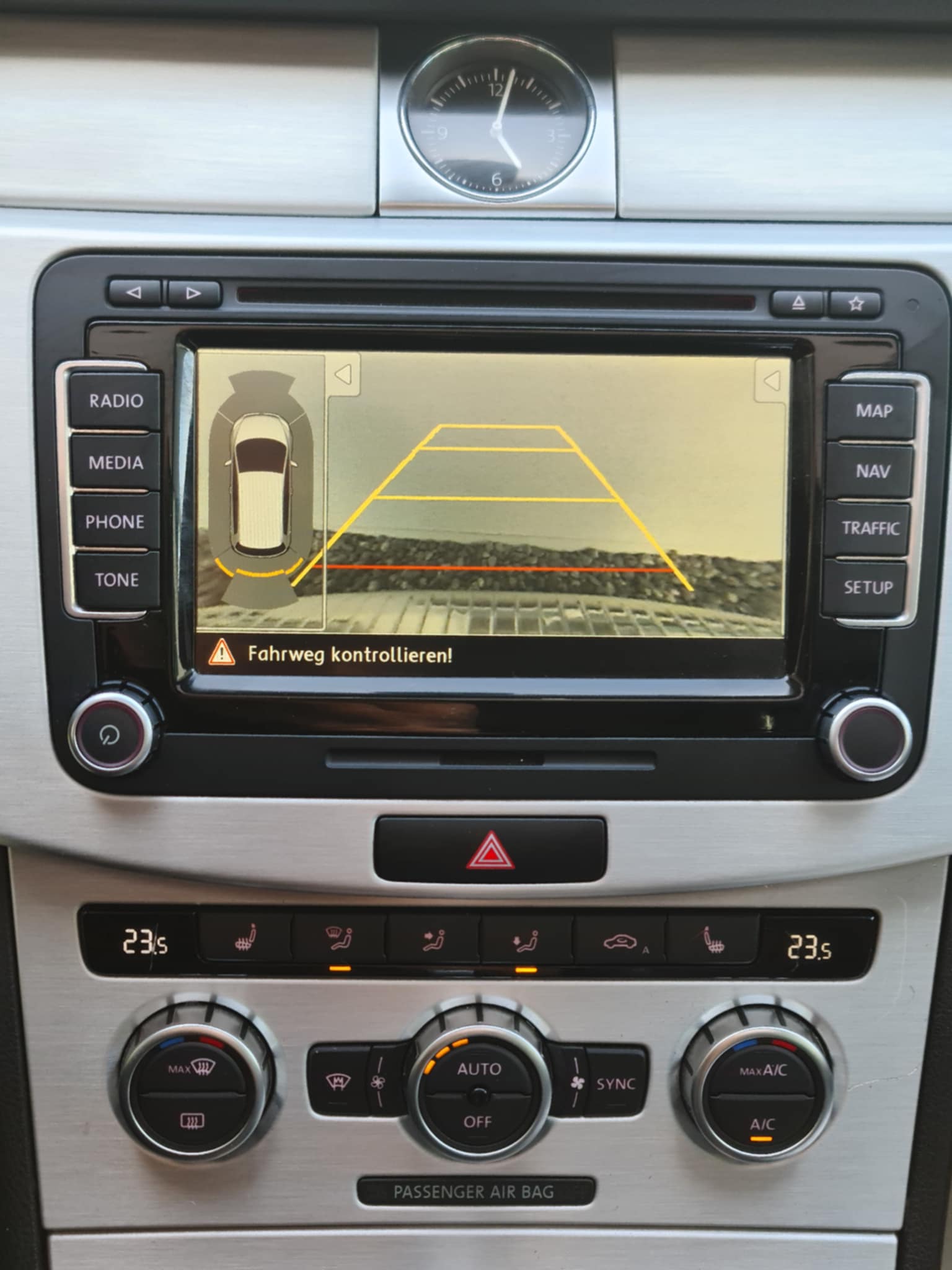 VW Passat Variant 2.0 TSI Comfortline DSG-image-11