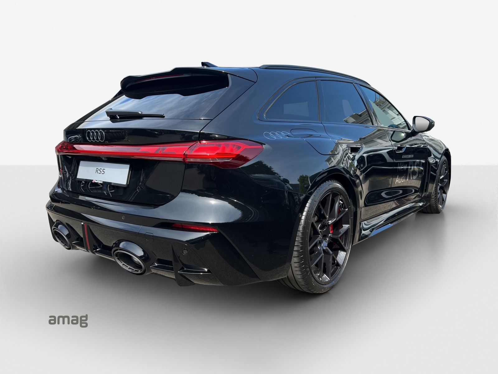 AUDI RS 5 Avant TFSI 470 kW Tiptronic quattro-image-4