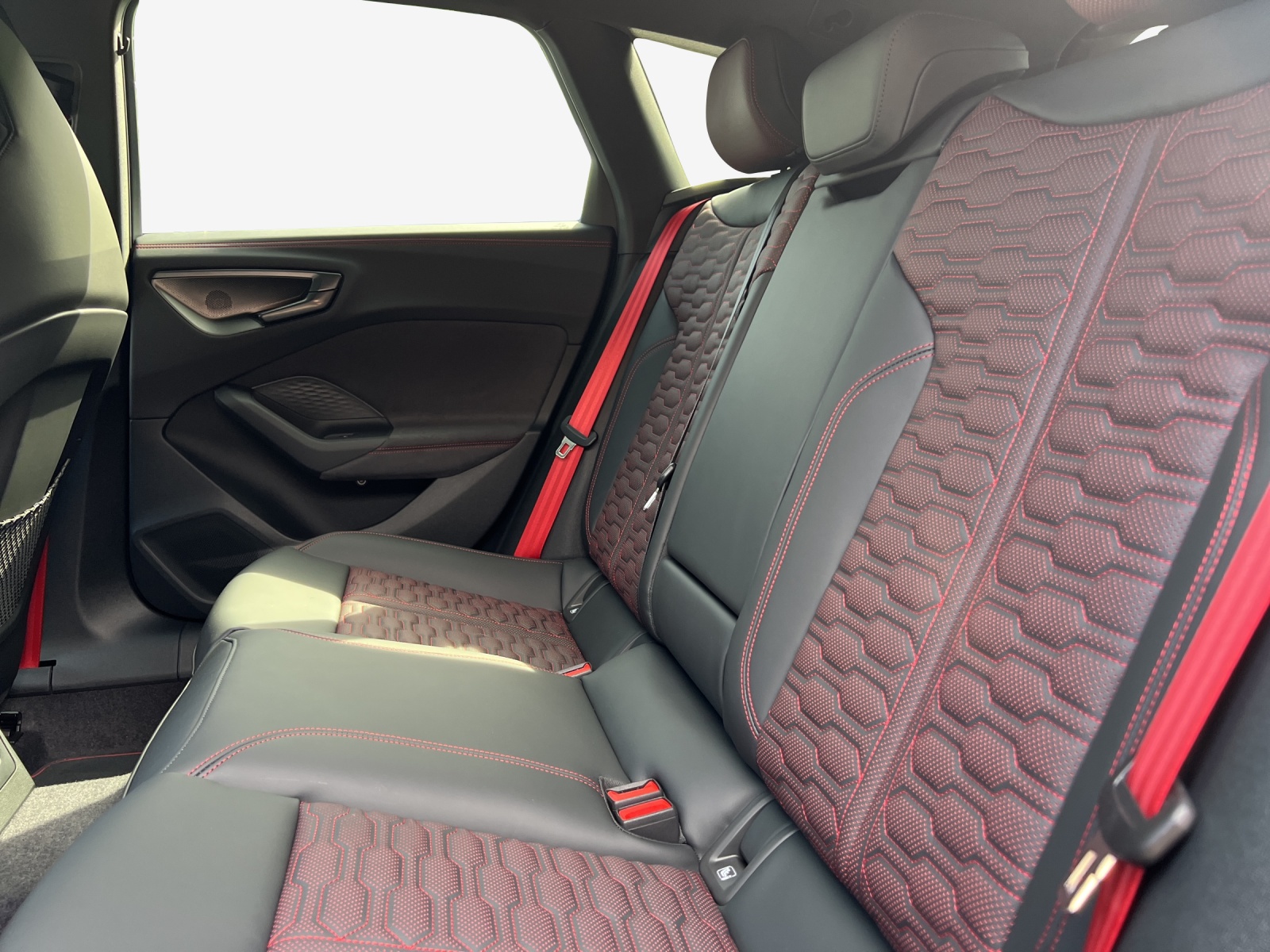 AUDI RS 5 Avant TFSI 470 kW Tiptronic quattro-image-11