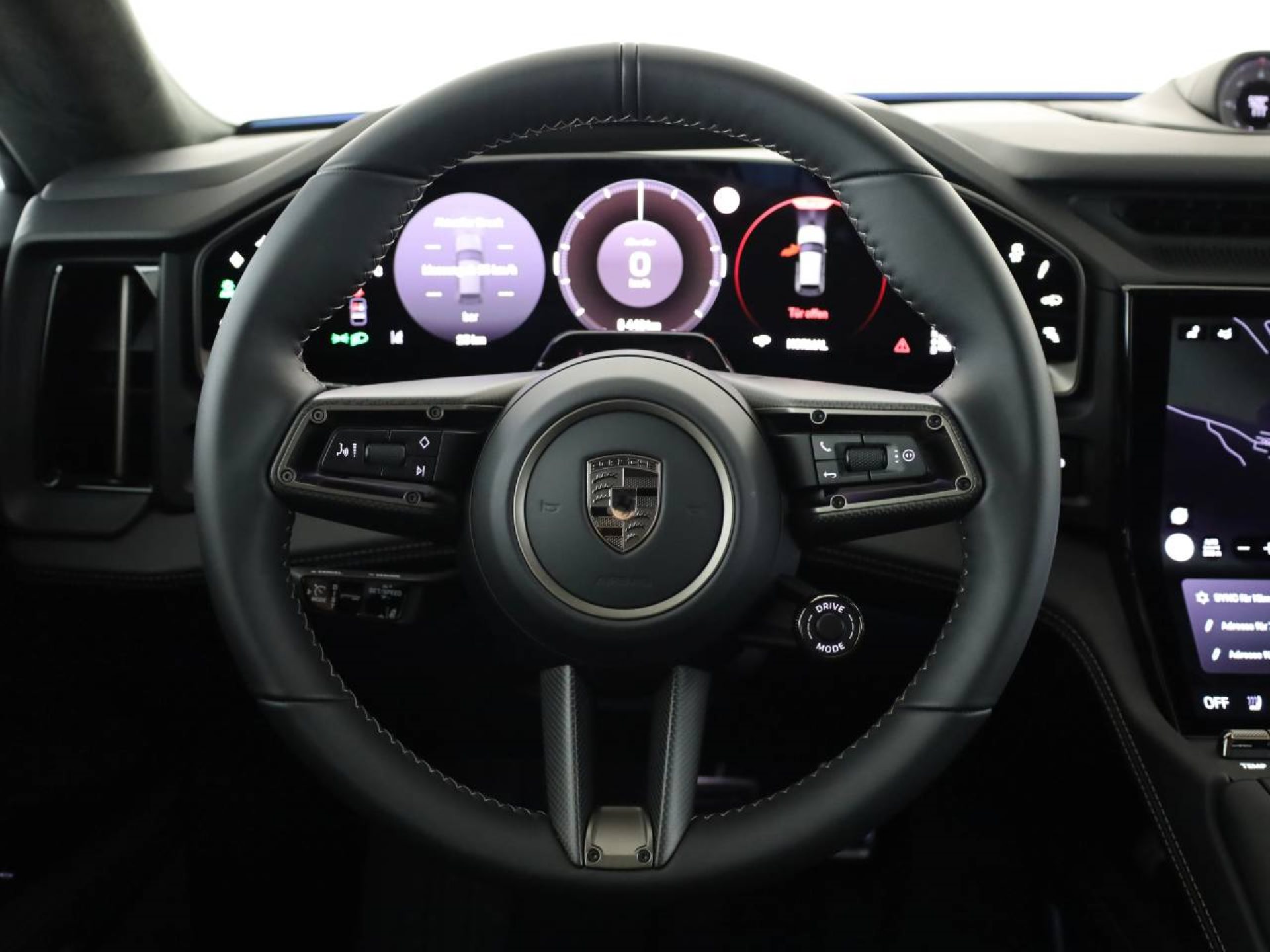 PORSCHE Cayenne Turbo Electric-image-3