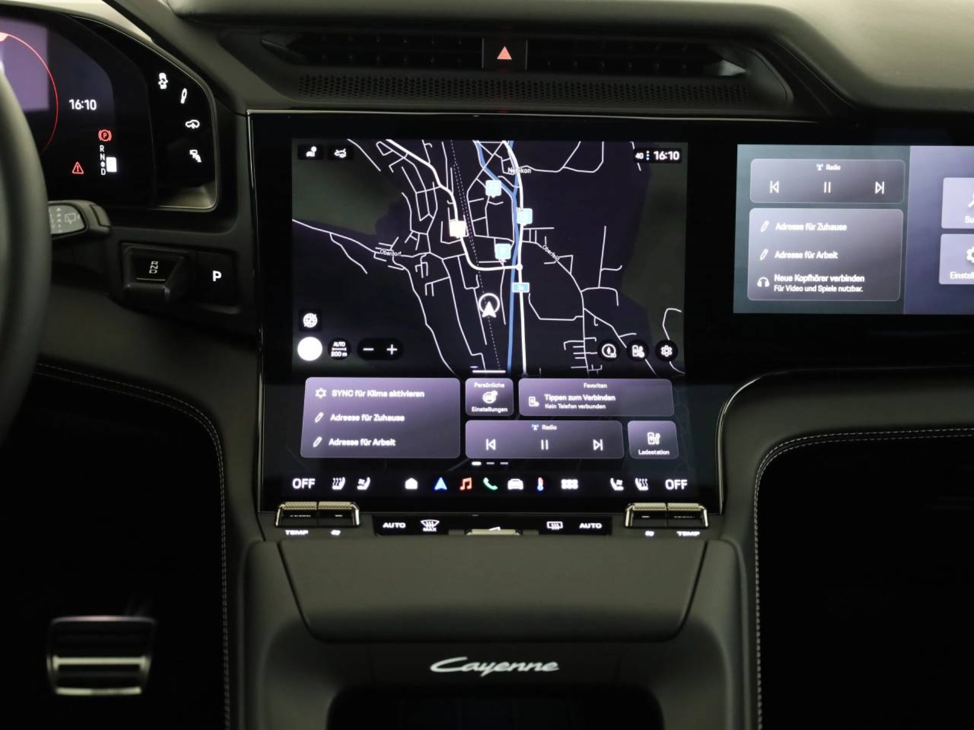 PORSCHE Cayenne Turbo Electric-image-12