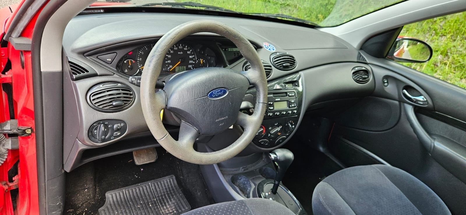 FORD Focus 2.0i 16V Carving-image-5