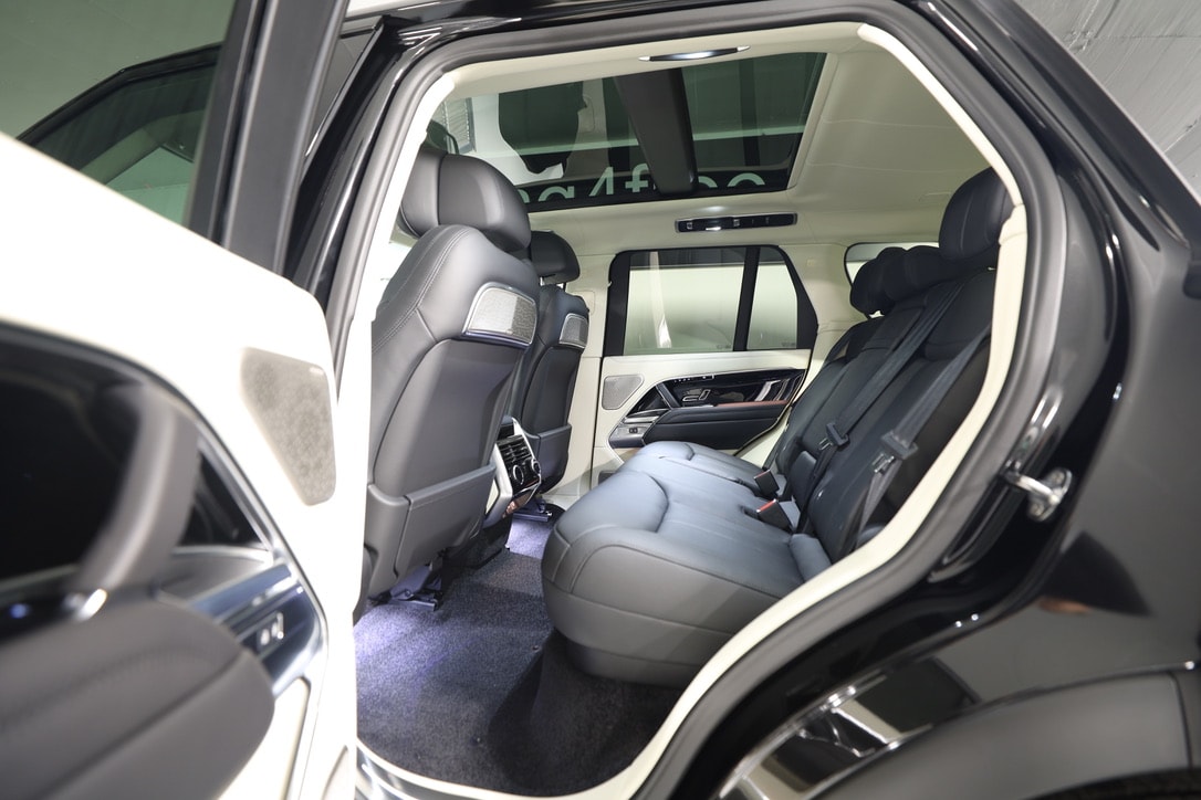 LAND ROVER Range Rover P550e Si6 PHEV Autobiography Automatic-image-7