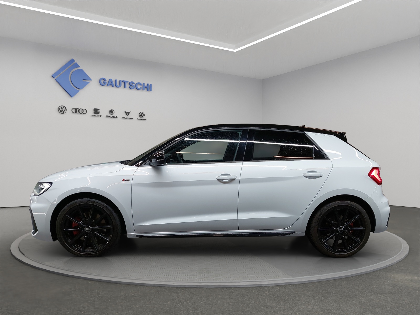 AUDI A1 Sportback 40 TFSI S Line S-tronic-image-1