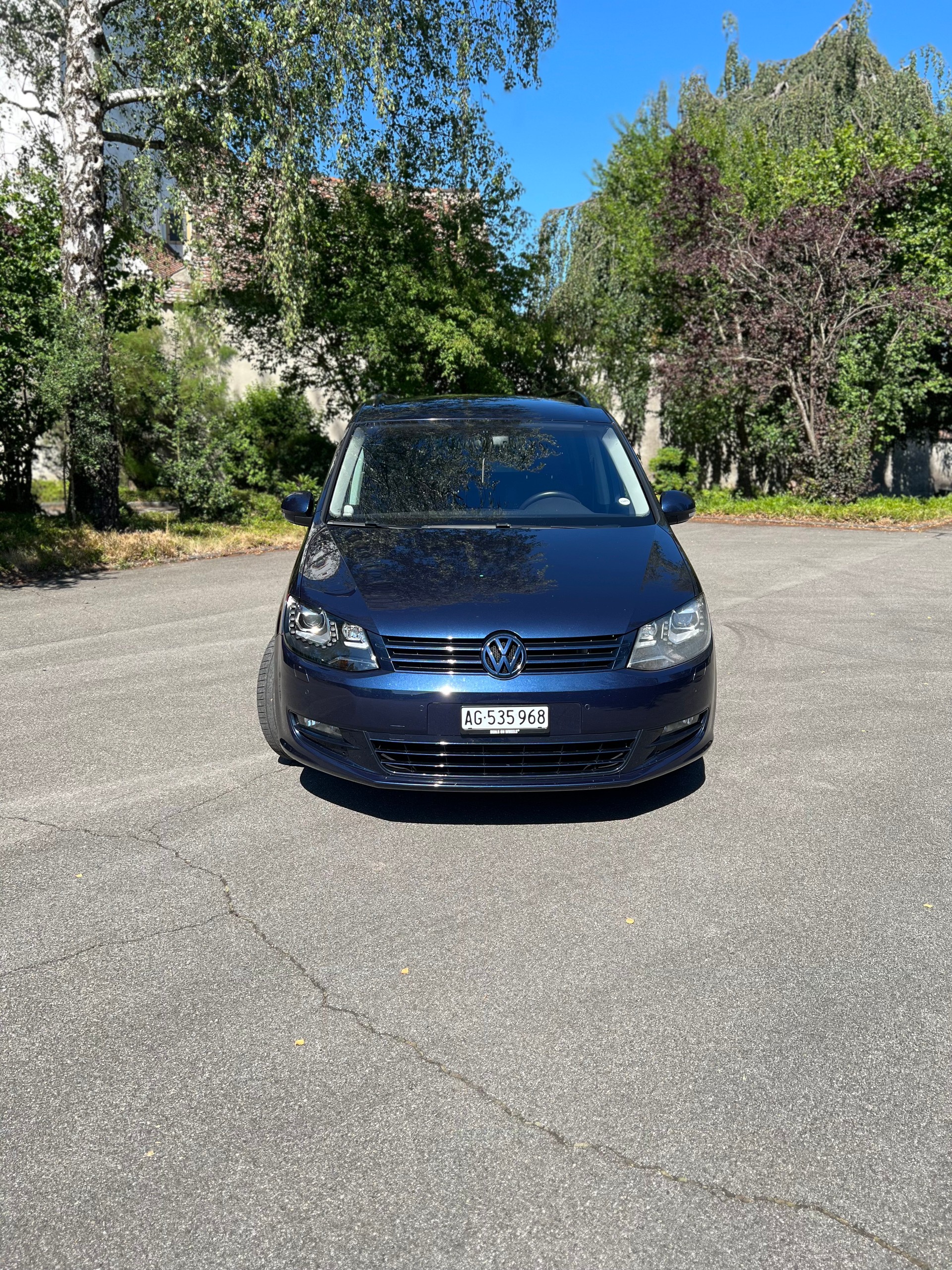 VW Sharan 2.0 TSI Highline DSG-image-2