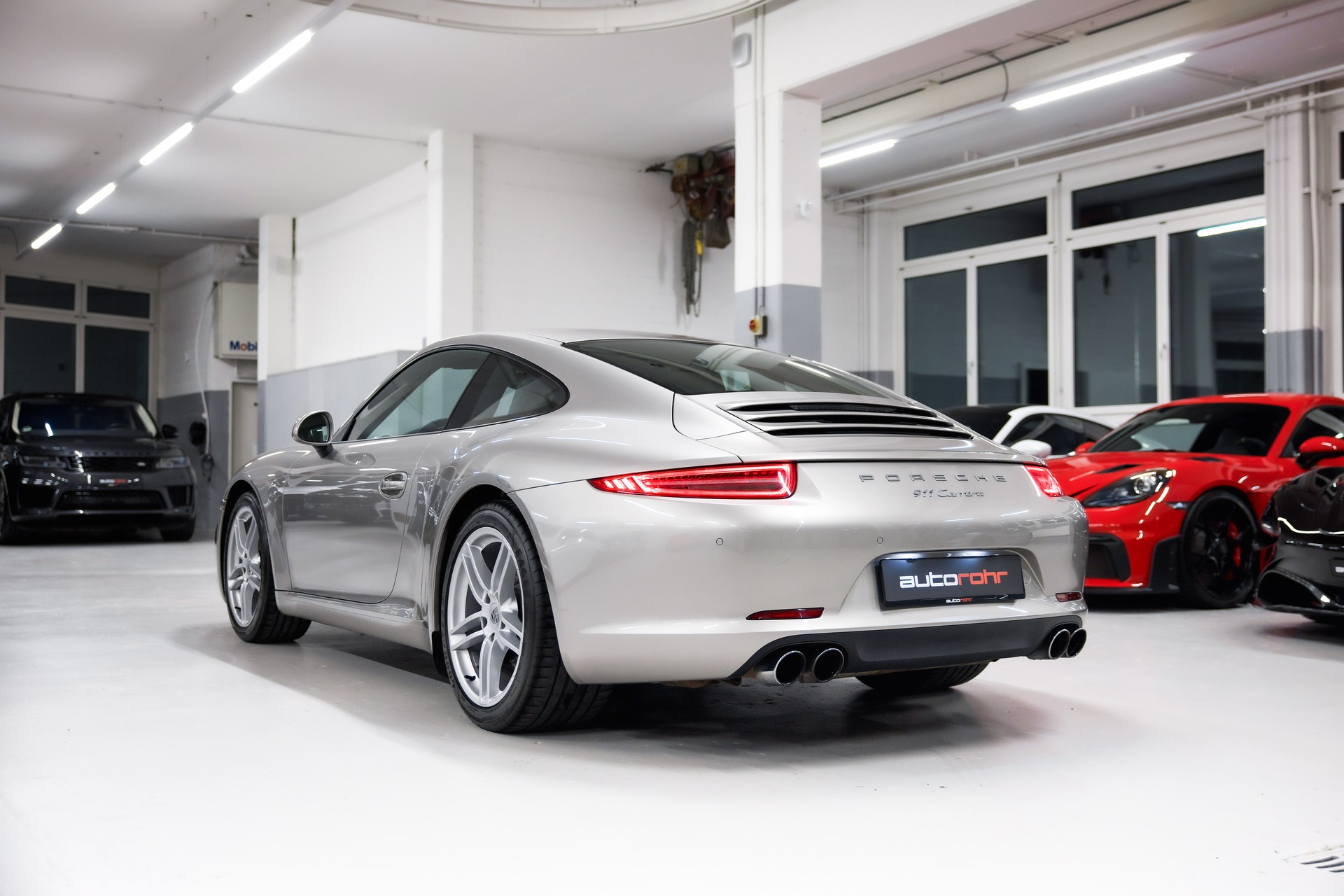 PORSCHE 911 Carrera-image-6