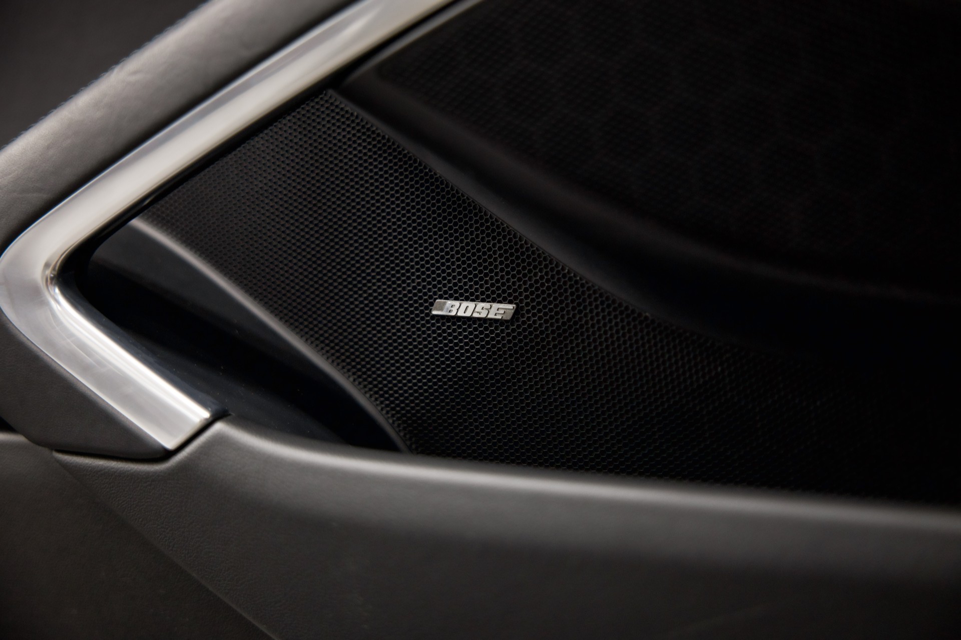PORSCHE 911 Carrera-image-22