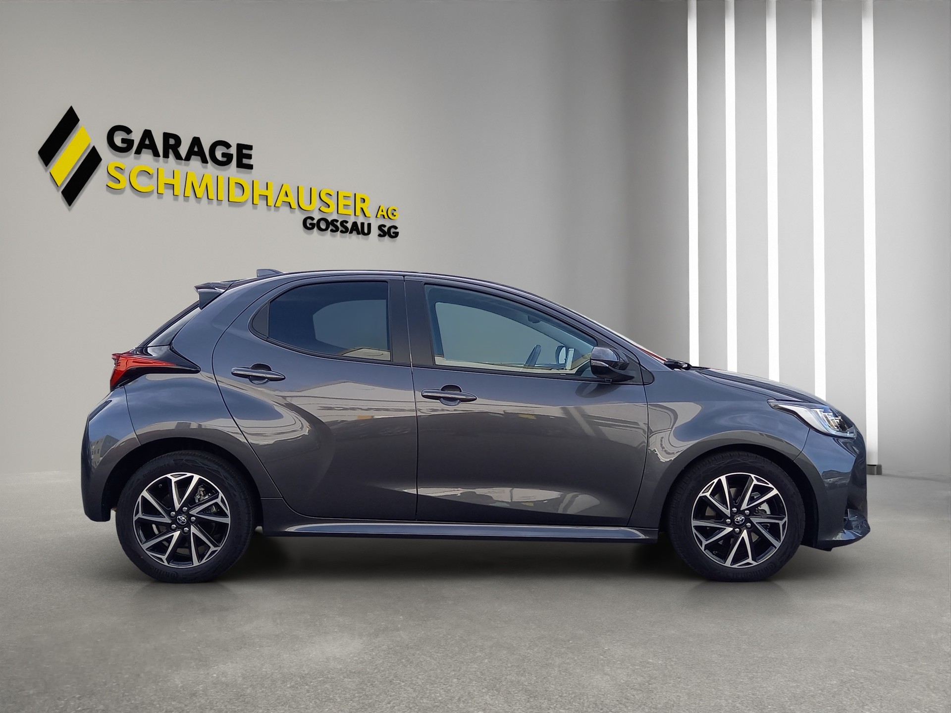 TOYOTA Yaris 1.5 VVT-i HSD Trend-image-4
