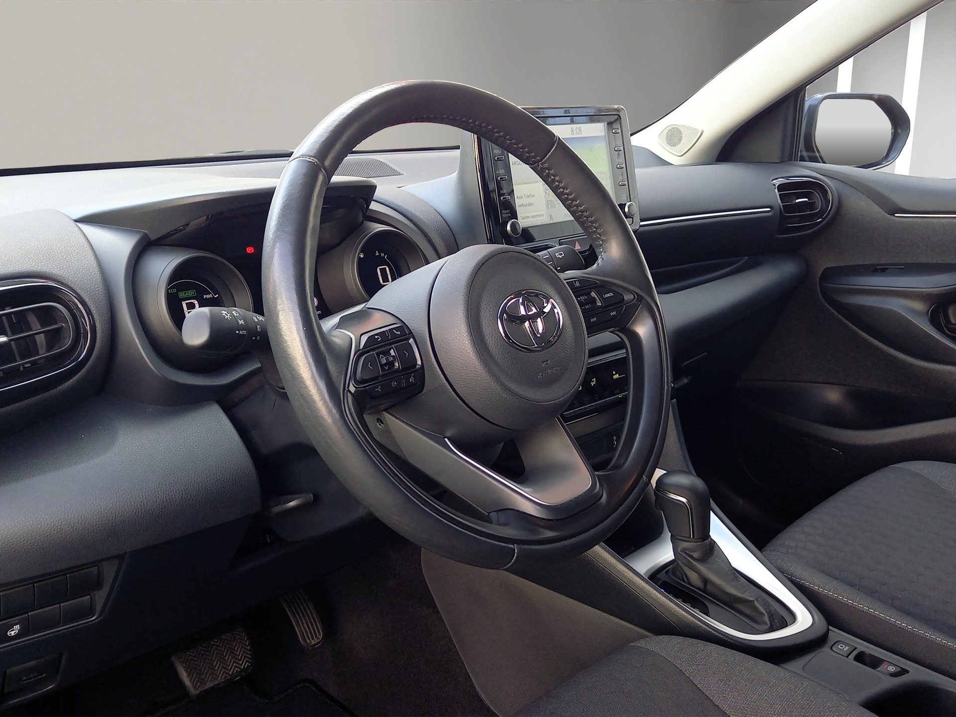 TOYOTA Yaris 1.5 VVT-i HSD Trend-image-9