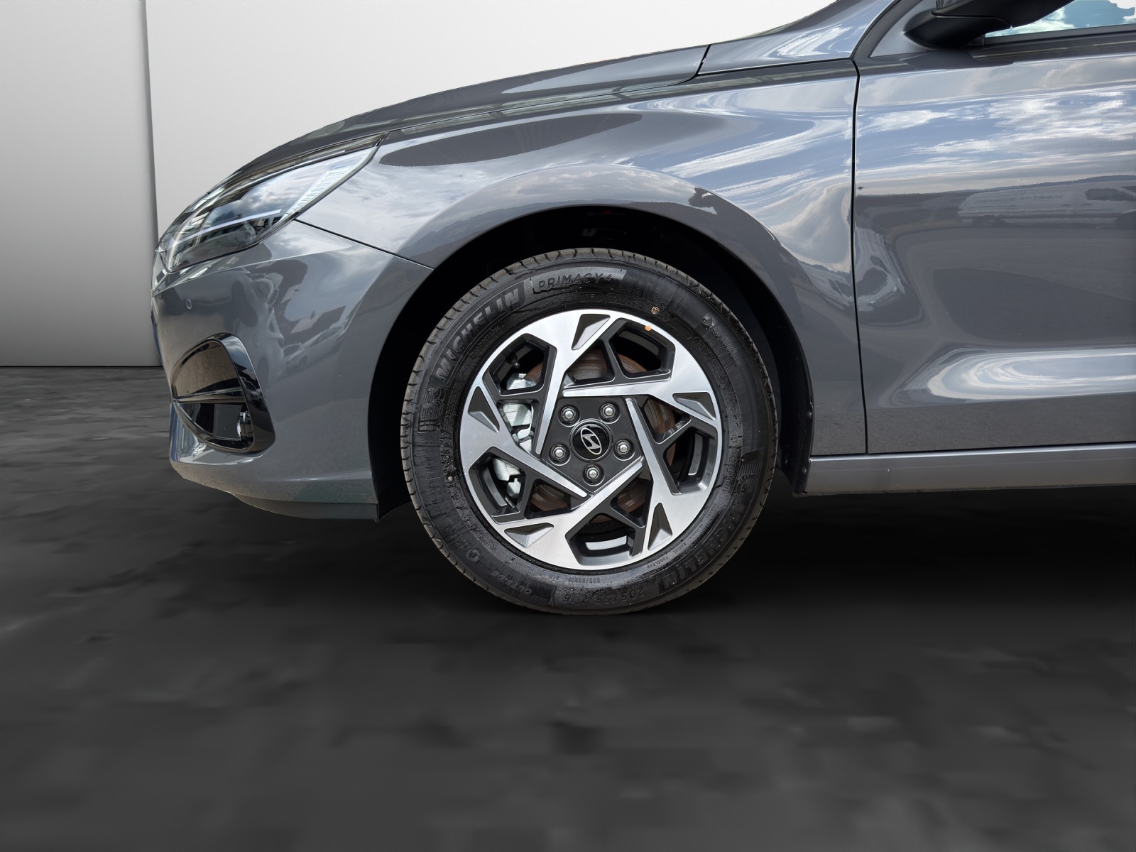 HYUNDAI i30 1.6 T-GDi Amplia-image-14