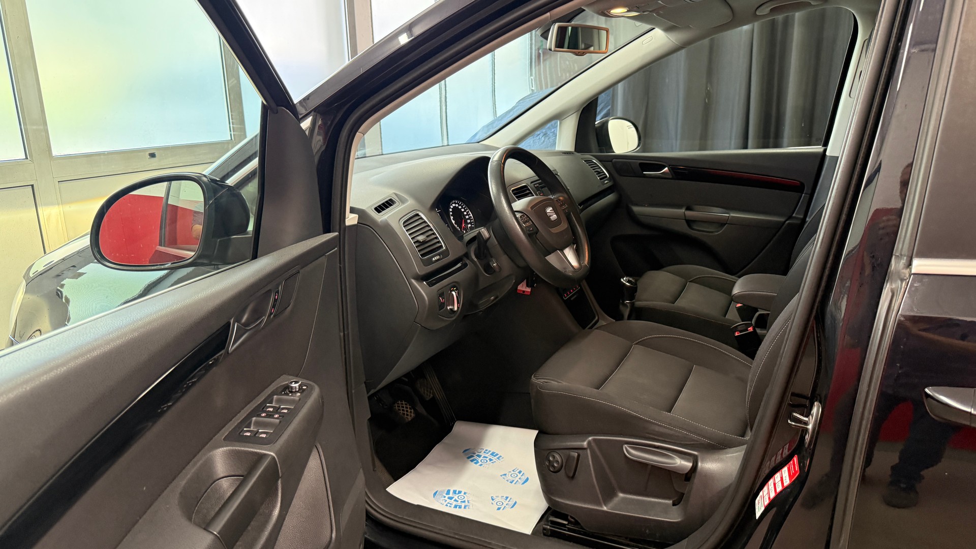 SEAT Alhambra 2.0 TDI Style 4x4, aus 1 Hand, frisch ab MFK & Service, 8fach, Kupplung, SchR & ZR neu erst. 12M/20000km Gt.-image-11